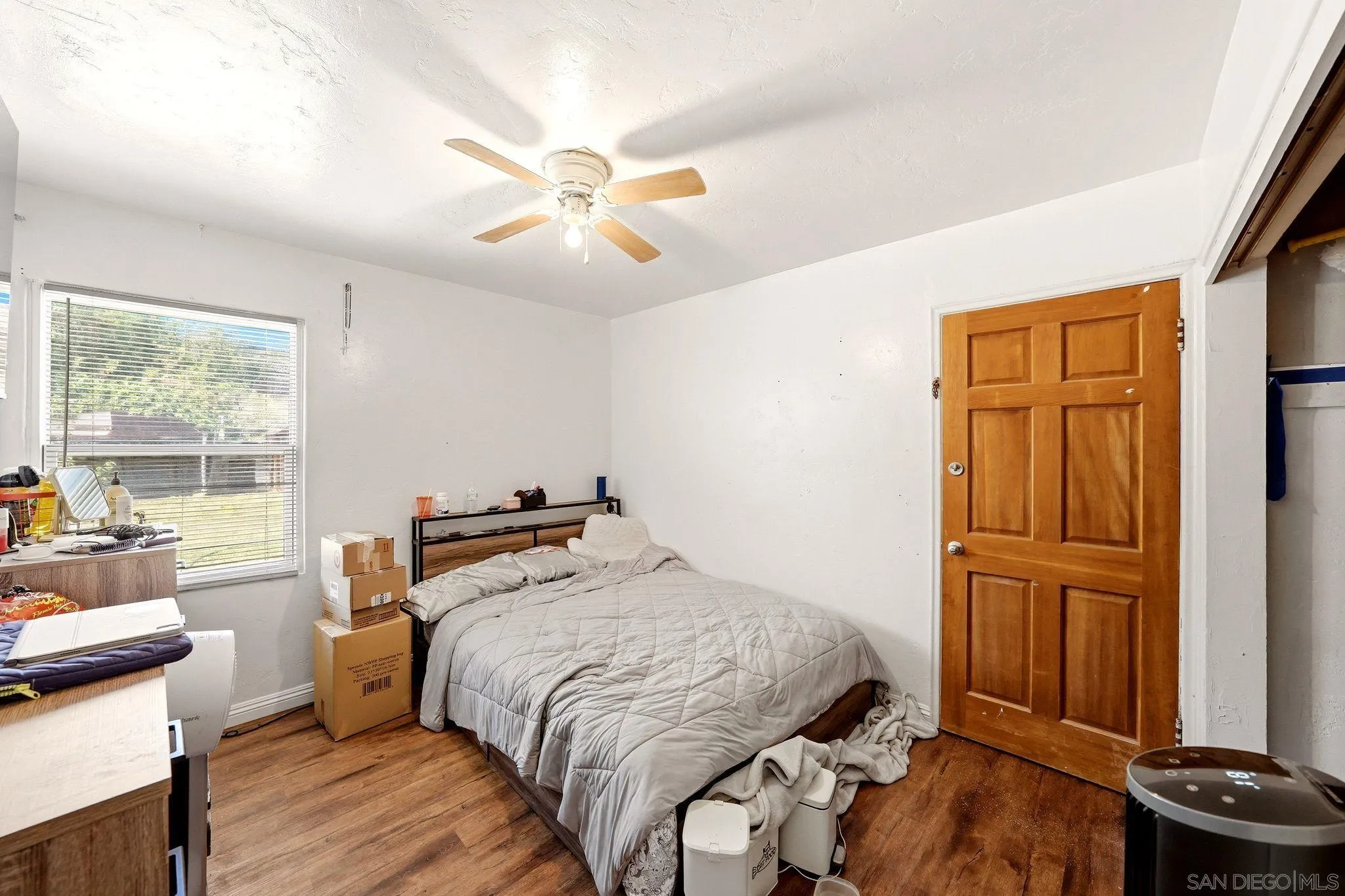 https://cdn.realtyfeed.com/cdn/127/260019262/d55cf165792e8836242e315afaf38215.webp