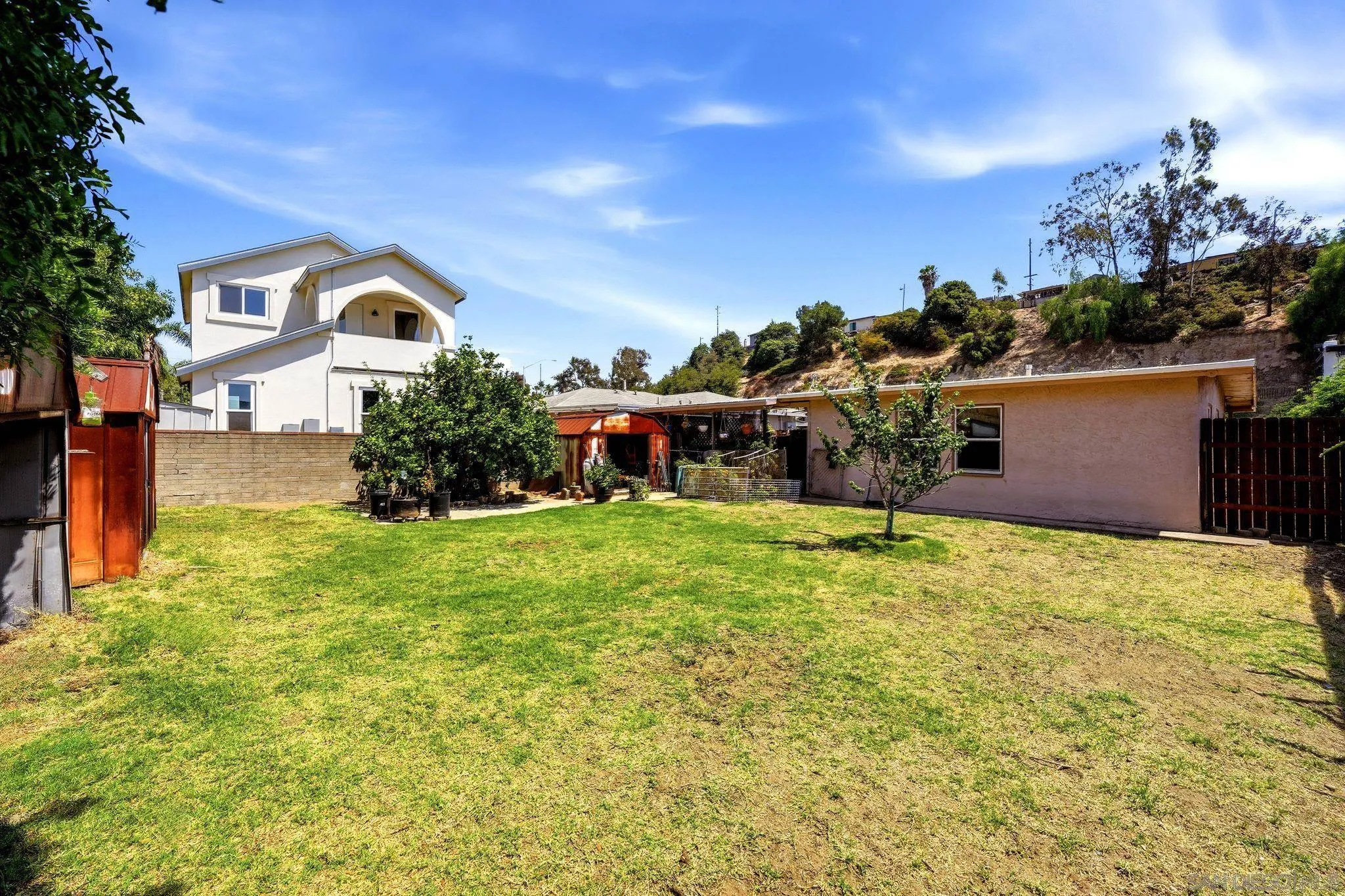 https://cdn.realtyfeed.com/cdn/127/260019262/f1f79ff6229ce8b79e6c0c2c7e20ed53.webp