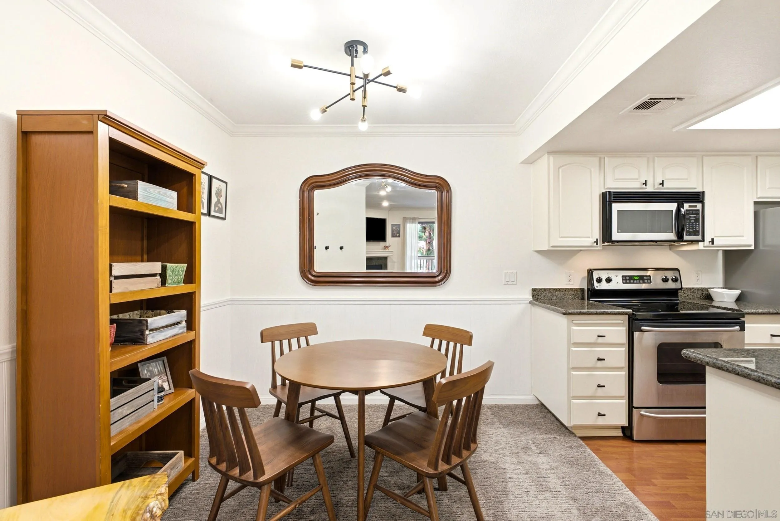 Photo #10: 260019263 Listing: Photo #10