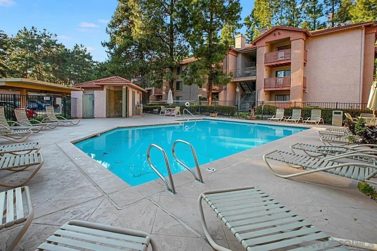 Photo #27: 260019263 Listing: Photo #27