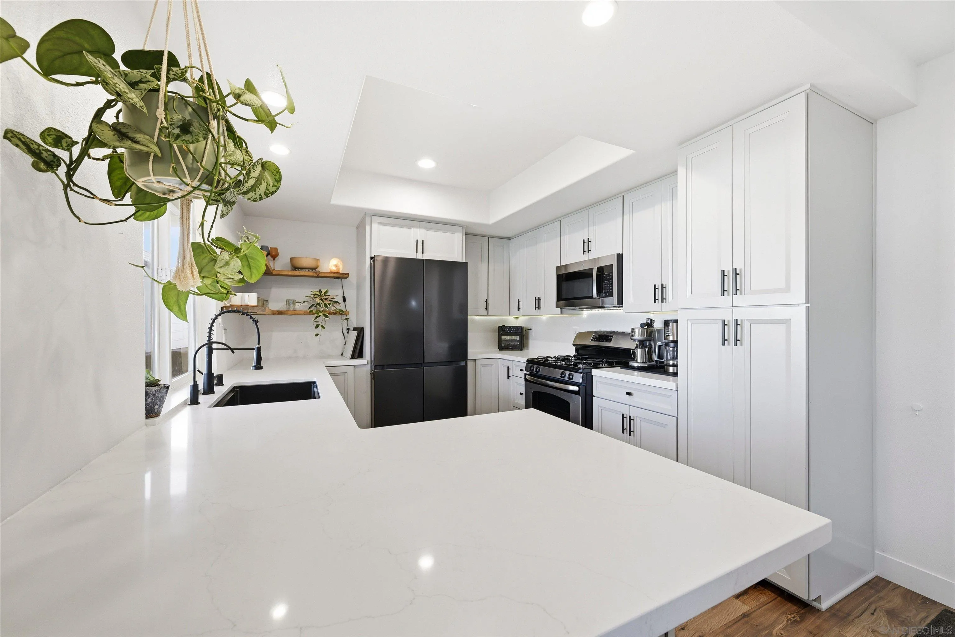 https://cdn.realtyfeed.com/cdn/127/260019270/ab280ef12339cee106267313d2219e33.webp