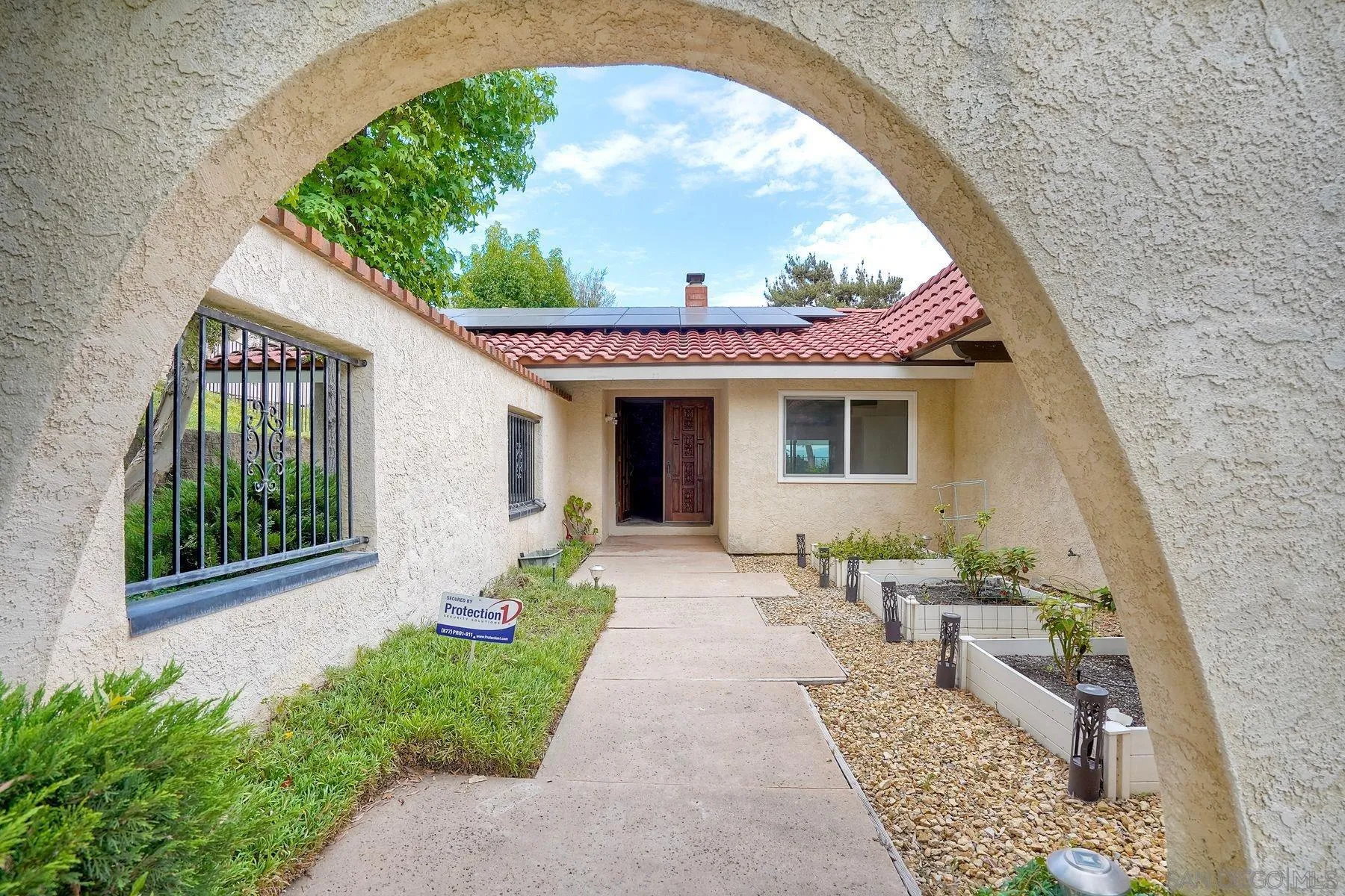 https://cdn.realtyfeed.com/cdn/127/260019273/0b30a0ba617f031979b37892137027d3.webp
