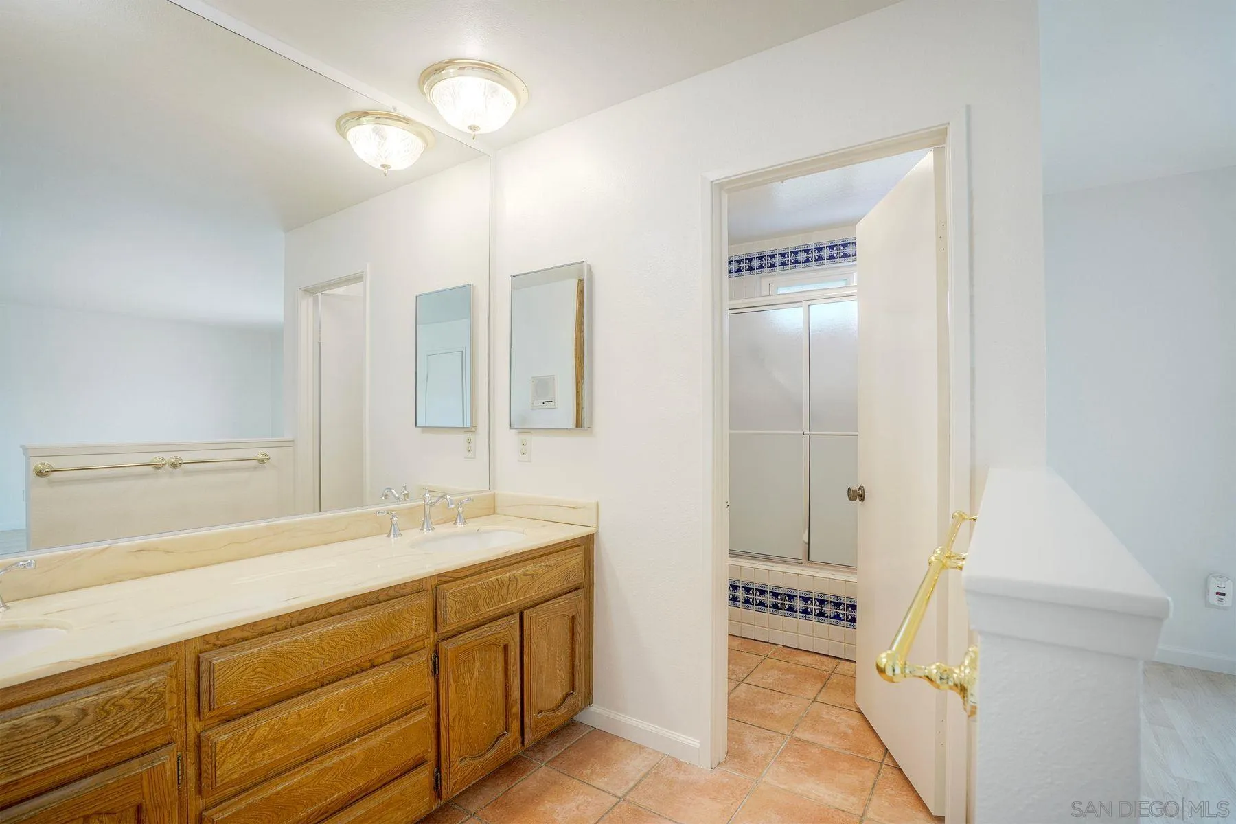 https://cdn.realtyfeed.com/cdn/127/260019273/5e436f51395264c5db2c670d02a0d06f.webp
