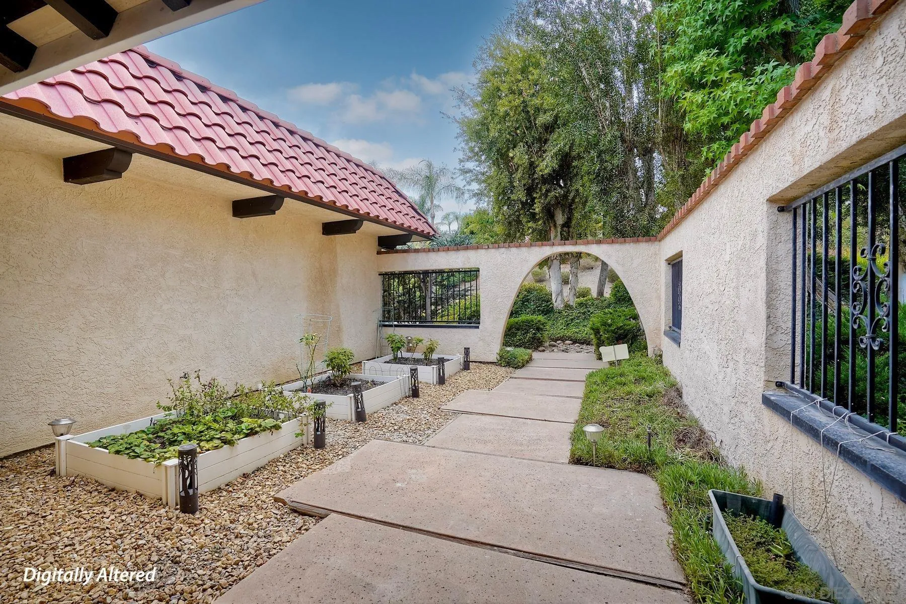 https://cdn.realtyfeed.com/cdn/127/260019273/87311f091378e32af38e434bbc26c7e4.webp
