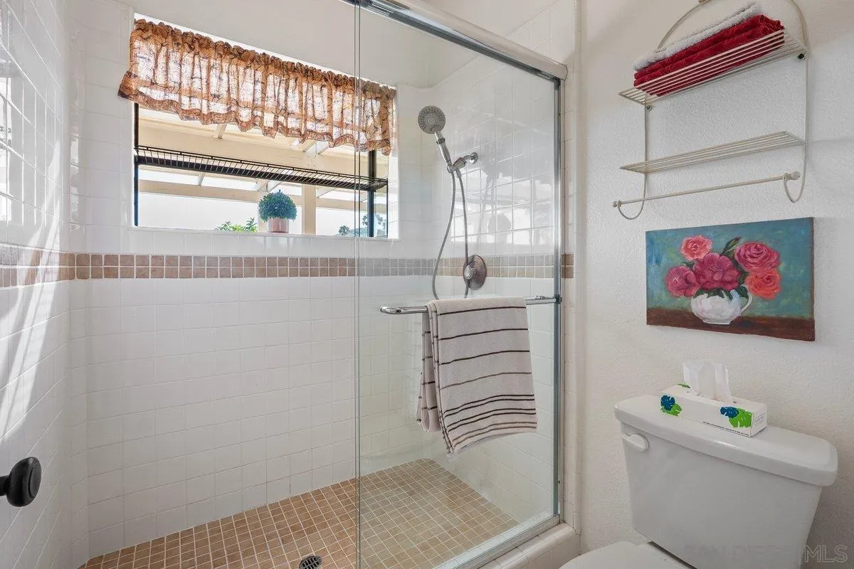 https://cdn.realtyfeed.com/cdn/127/260019275/0ec65d7af1a76dc4ebc71c9948d065bd.webp