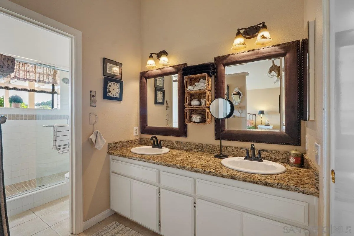 https://cdn.realtyfeed.com/cdn/127/260019275/6e5c8131a801ec1b0ff23667972b185a.webp
