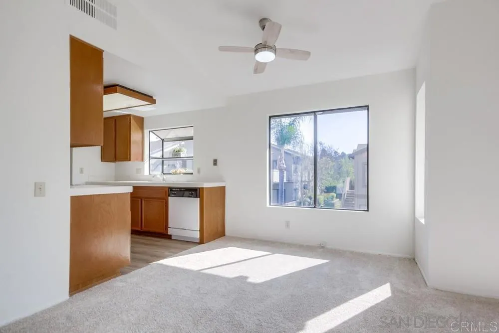 Photo #7: 260019278 Listing: Photo #7