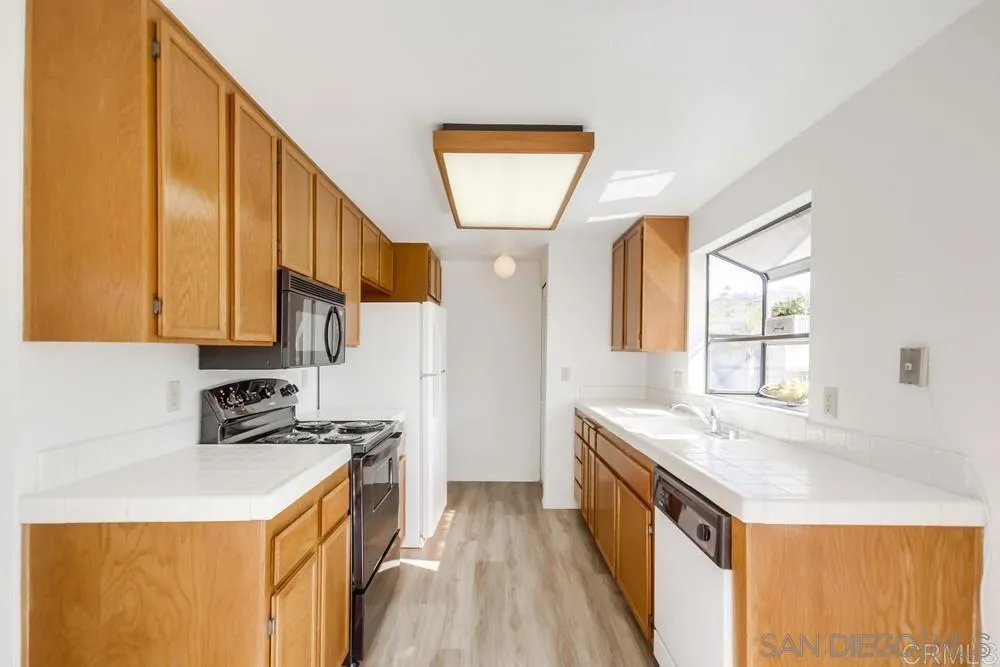 Photo #6: 260019278 Listing: Photo #6