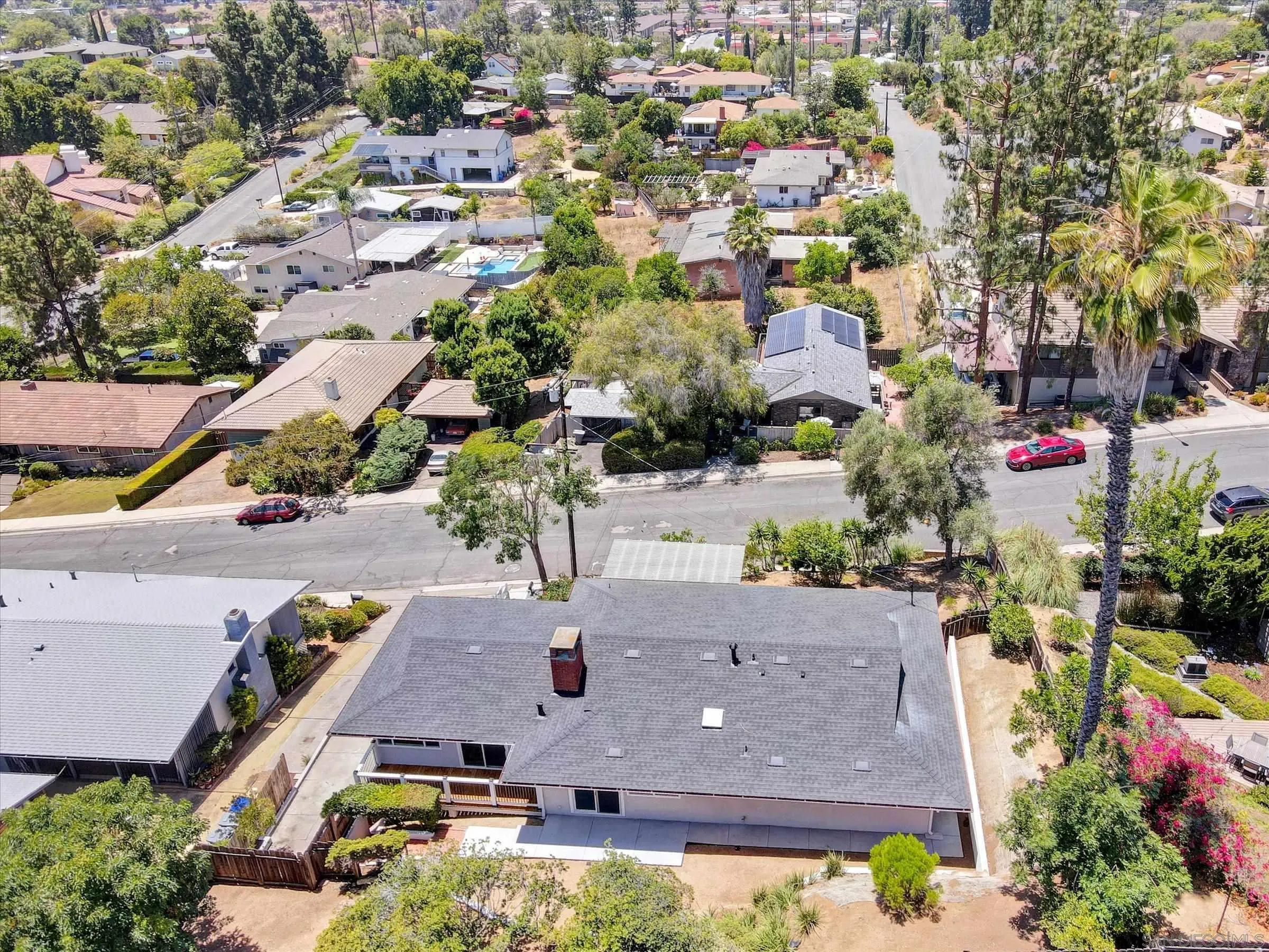 https://cdn.realtyfeed.com/cdn/127/260019282/1b159a66a5aed1a3ea47345aaca31ac2.webp