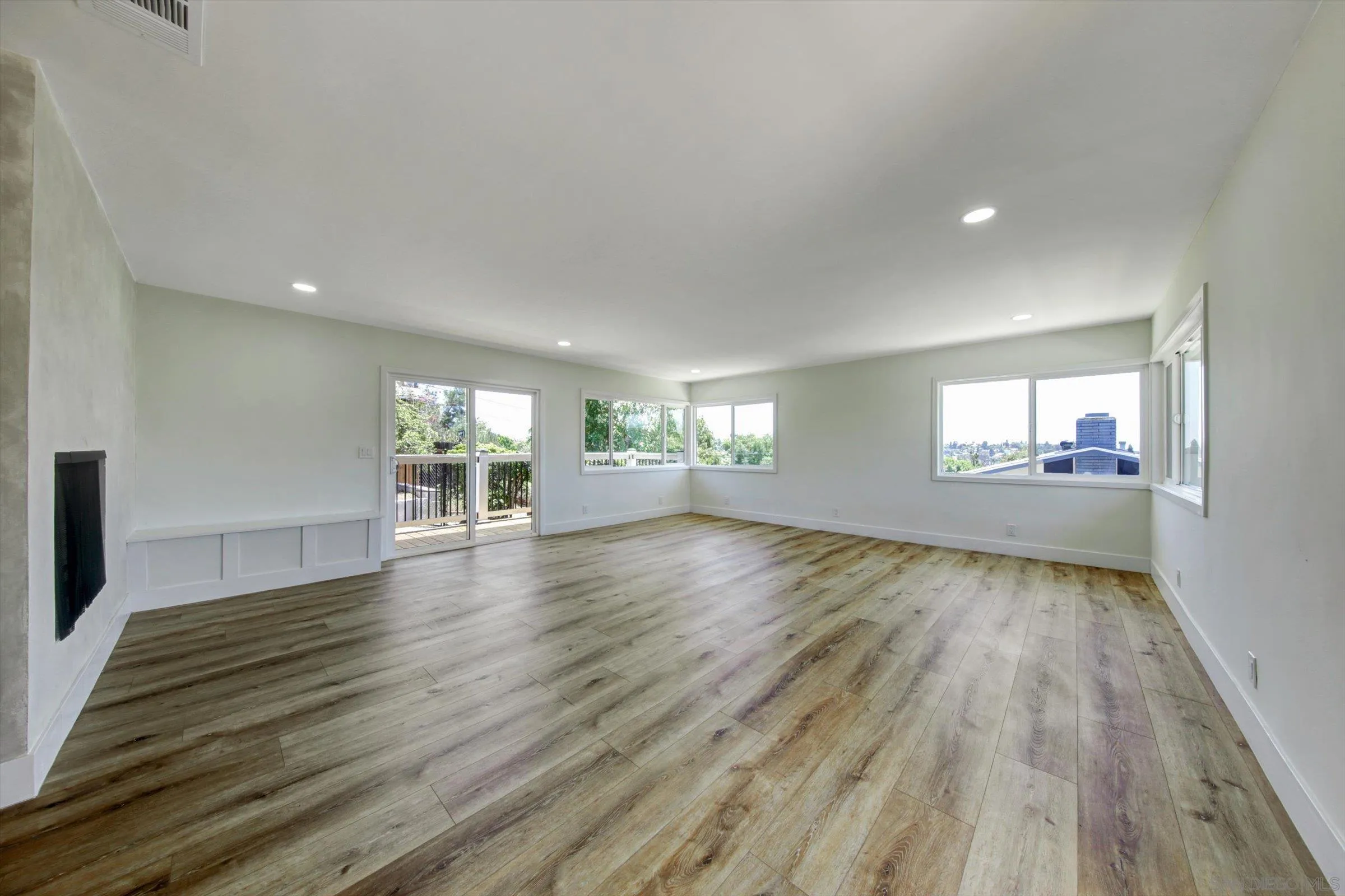 https://cdn.realtyfeed.com/cdn/127/260019282/b47a4d885d65519af4db87f8d3011ada.webp