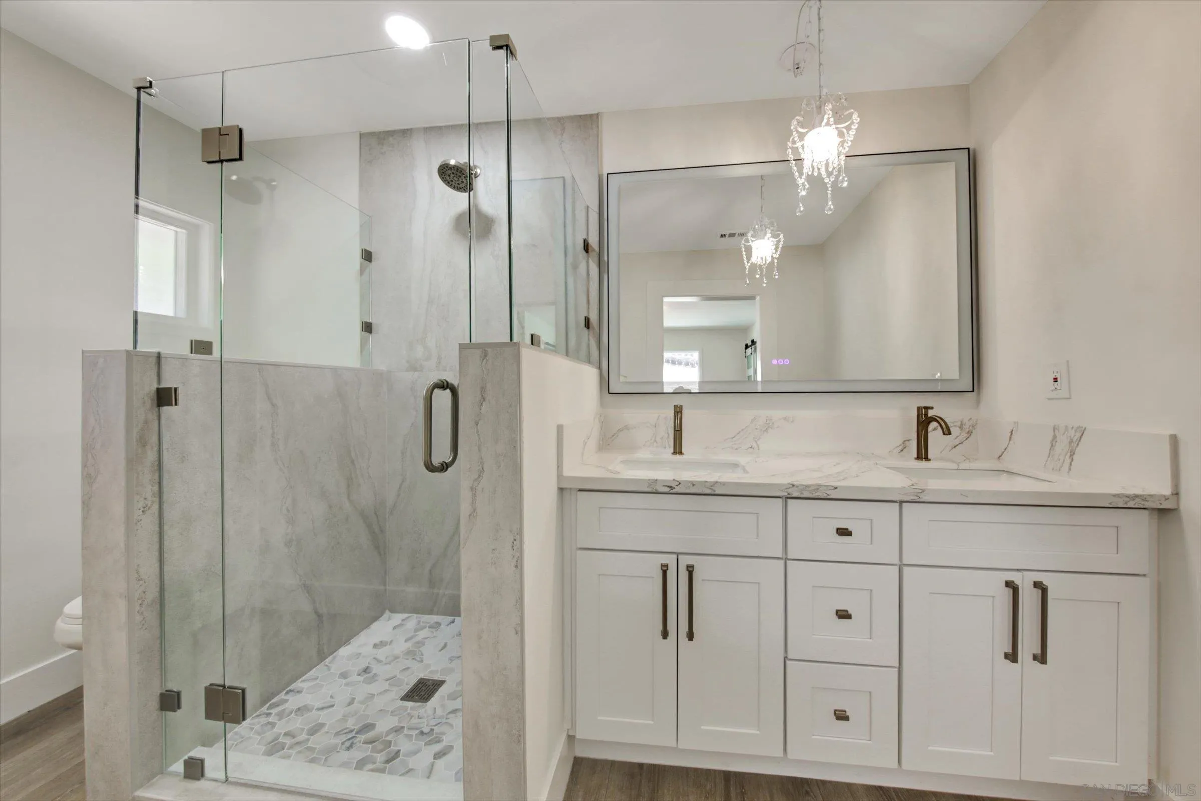 https://cdn.realtyfeed.com/cdn/127/260019282/bf057039384fb3b49006d09ffa8a5500.webp
