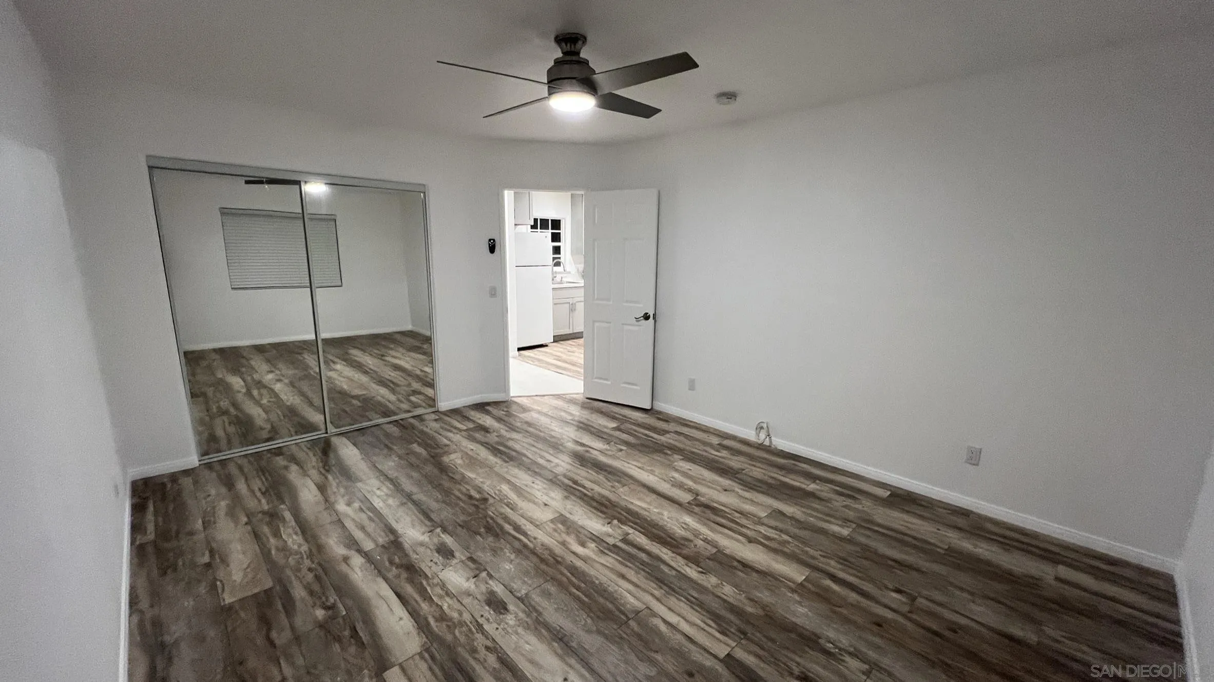 https://cdn.realtyfeed.com/cdn/127/260019283/16a93e9c4a5214f26f4e99e3474694ed.webp