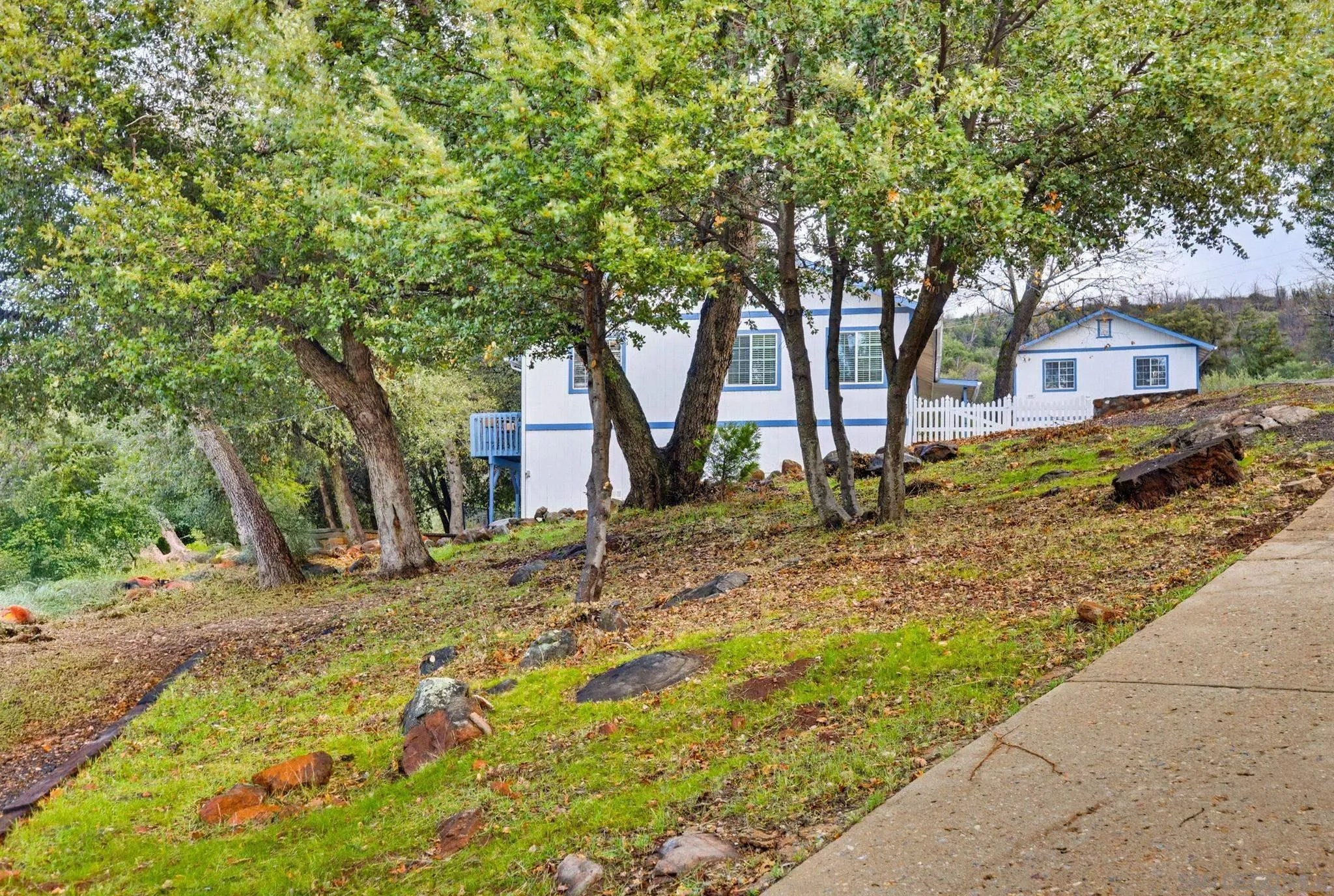 https://cdn.realtyfeed.com/cdn/127/260019283/1a03022c777c13bbf12e3e57bbb6fae8.webp