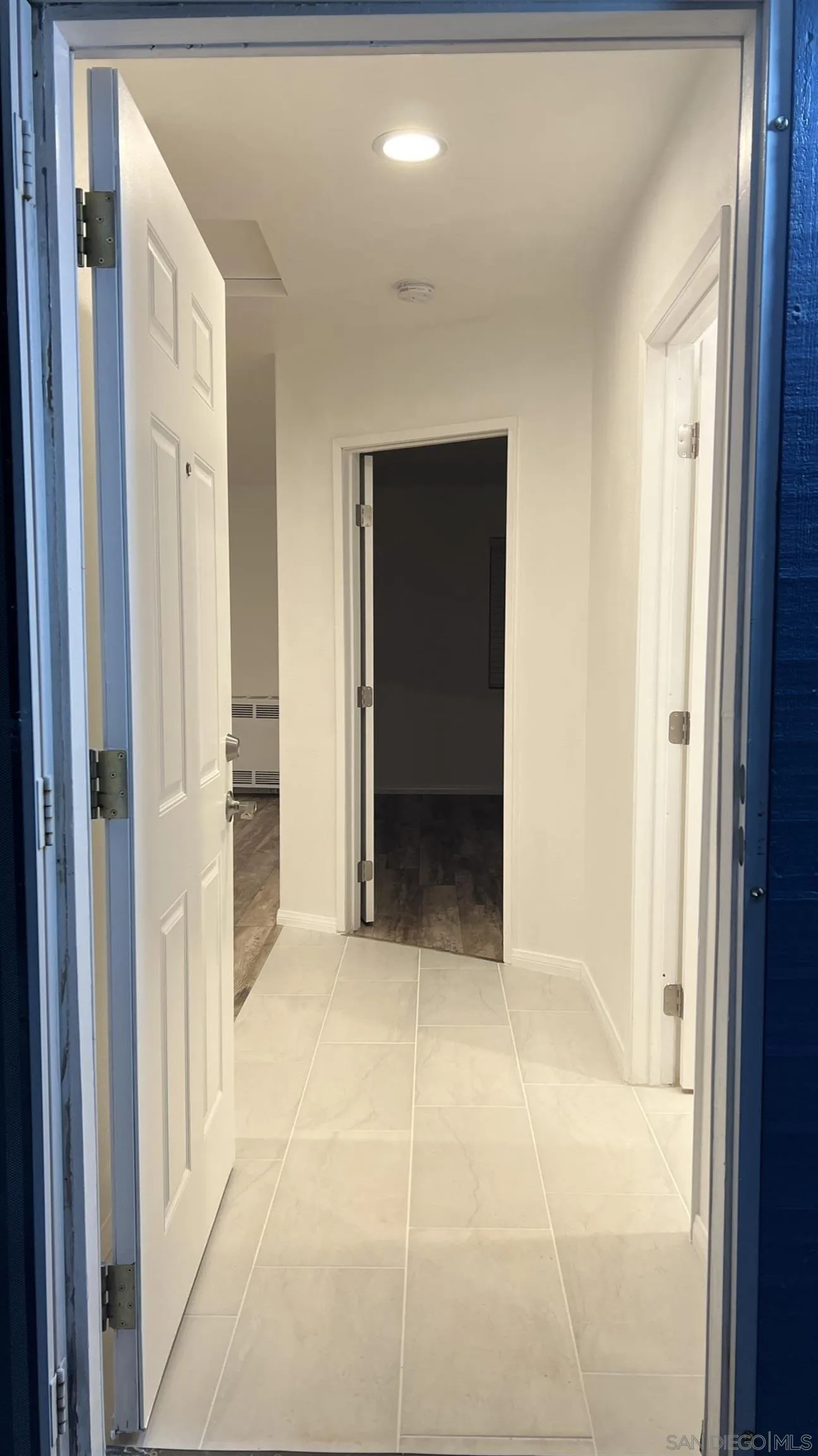 https://cdn.realtyfeed.com/cdn/127/260019283/1b7a4c06f1a95447e2254a0b7433eef2.webp