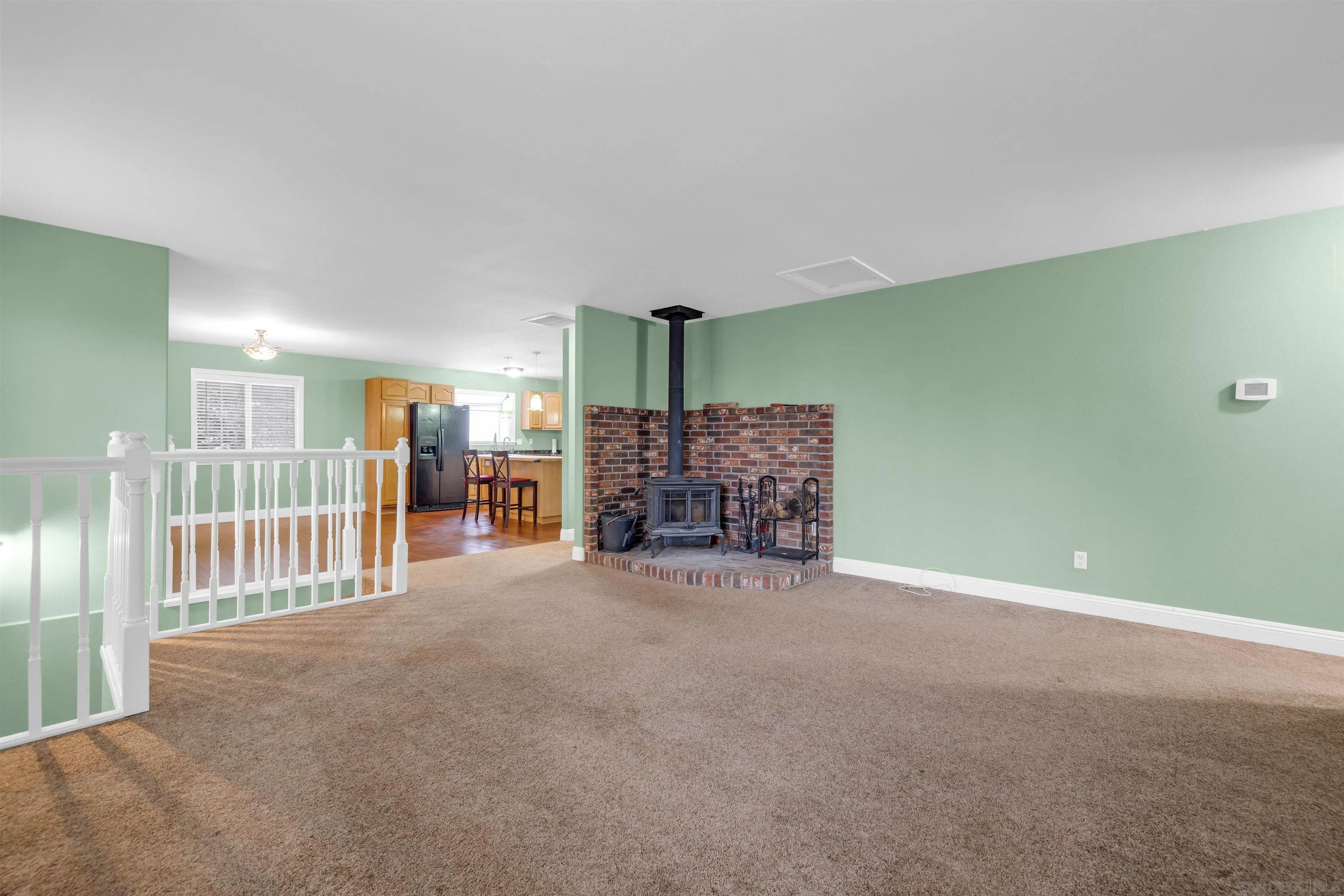 https://cdn.realtyfeed.com/cdn/127/260019283/4a88ec5f04ec66d9b23ccb42ad29e338.webp