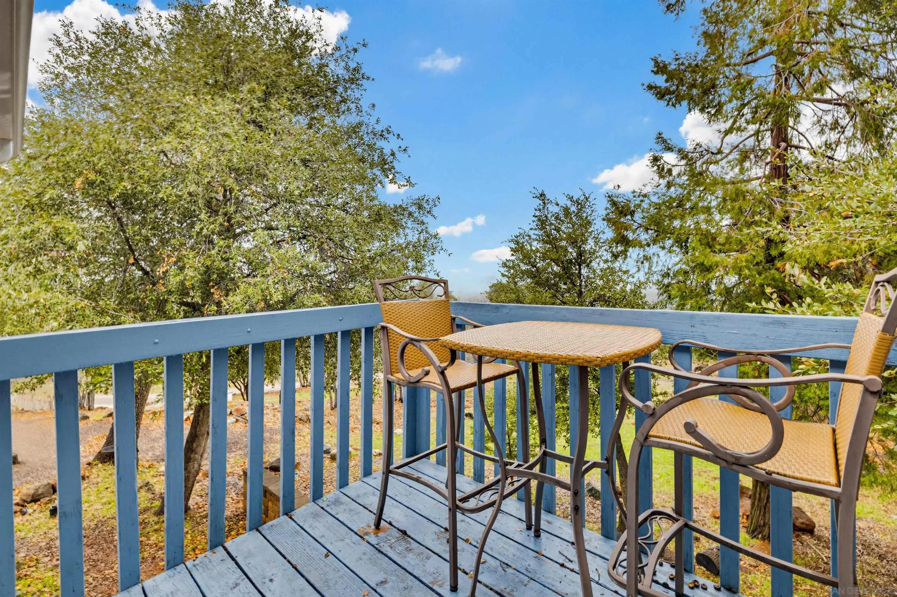 https://cdn.realtyfeed.com/cdn/127/260019283/68f134323c9982d4c9f2e2310a9afb65.webp