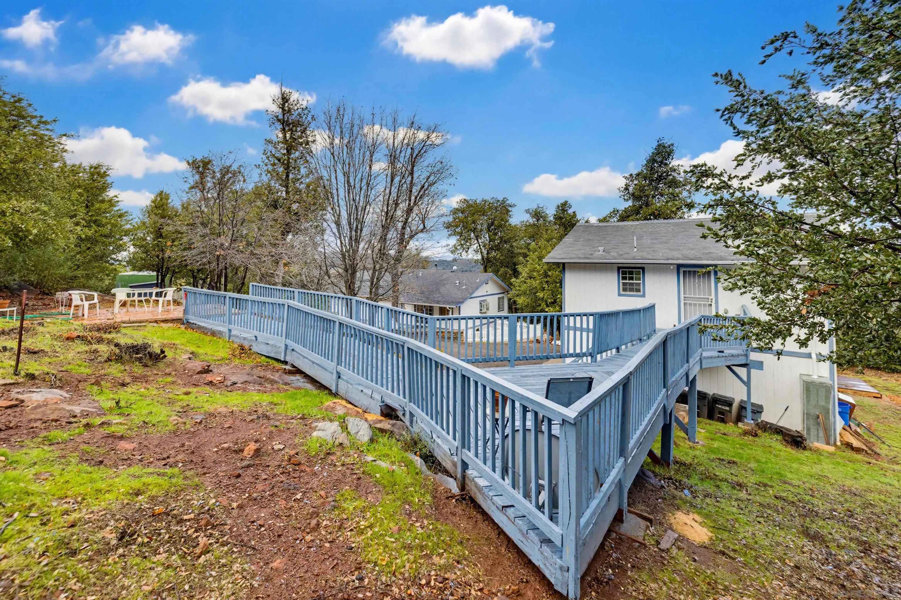 https://cdn.realtyfeed.com/cdn/127/260019283/b1162f2558fc15d8671674802dad2279.webp