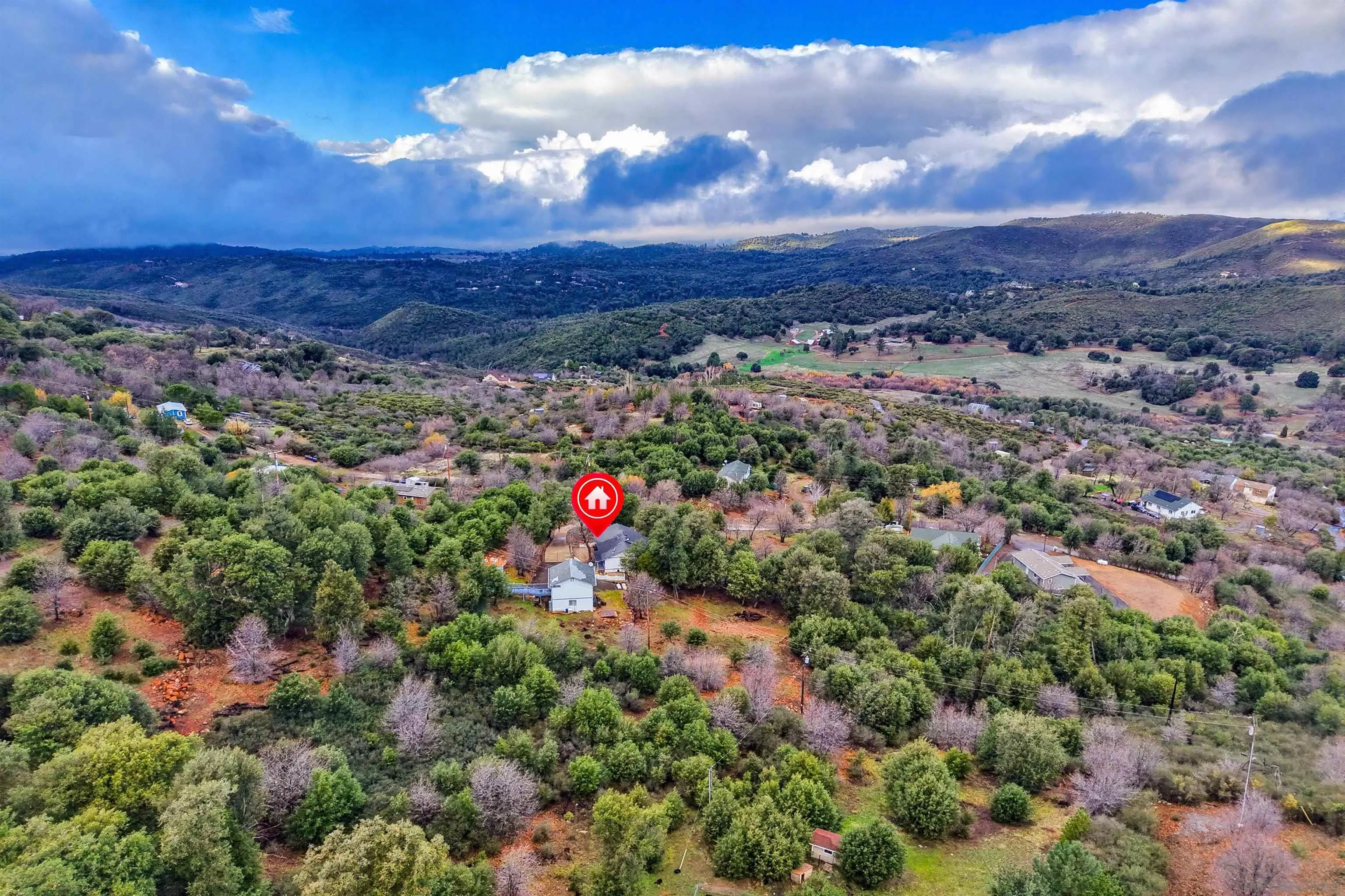 https://cdn.realtyfeed.com/cdn/127/260019283/e1e62191da840af27e75b045781f2348.webp