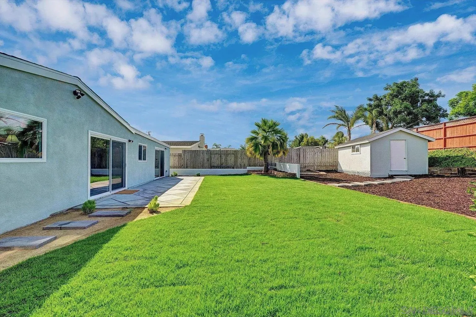 https://cdn.realtyfeed.com/cdn/127/260019284/ca06611ea9dde38ebff98f08aa45c3cc.webp