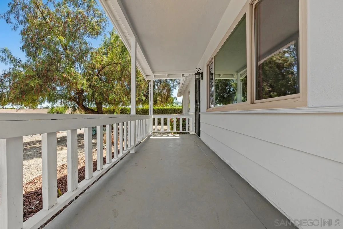 https://cdn.realtyfeed.com/cdn/127/260019285/20023a0563a3253457b502a2409aee45.webp