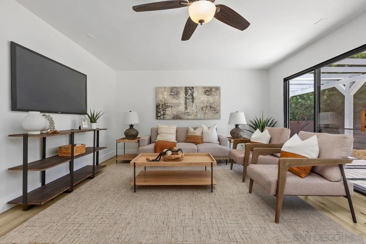 https://cdn.realtyfeed.com/cdn/127/260019285/606ff3241adf08141c6379fc634f8f8d.webp