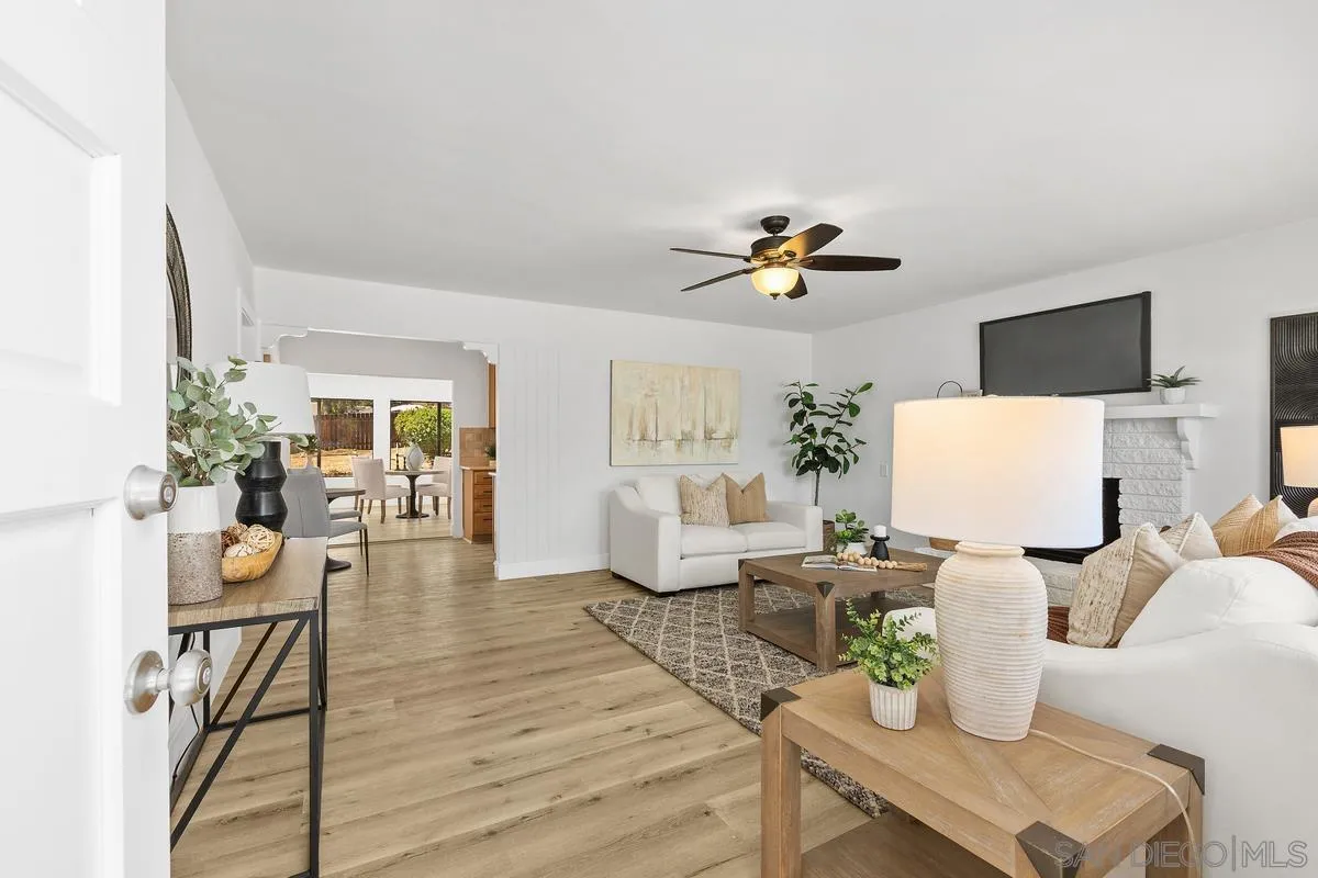 https://cdn.realtyfeed.com/cdn/127/260019285/ae9a7adab1d361b2afb5251ef1d2d299.webp