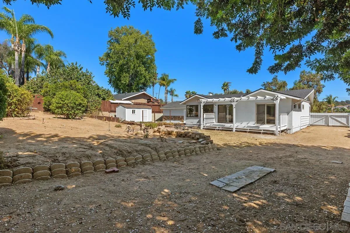 https://cdn.realtyfeed.com/cdn/127/260019285/cbbe8a4fcd3ce2fc2a1d36b4d863646f.webp