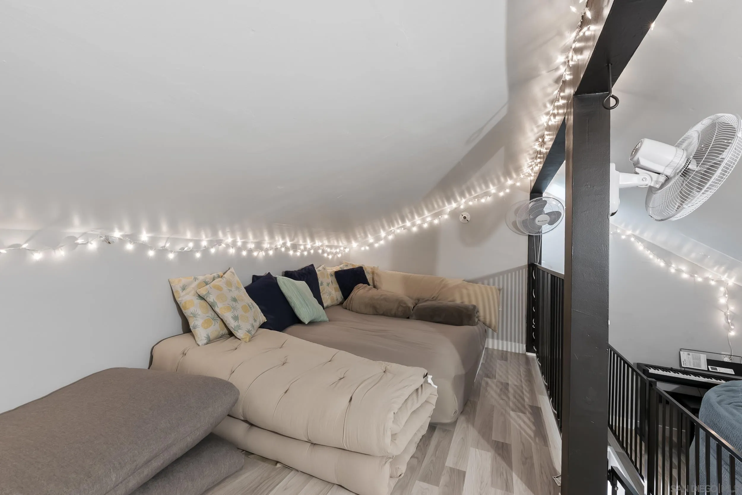 https://cdn.realtyfeed.com/cdn/127/260019287/728409b6f3d671640064442d64f7bc2b.webp