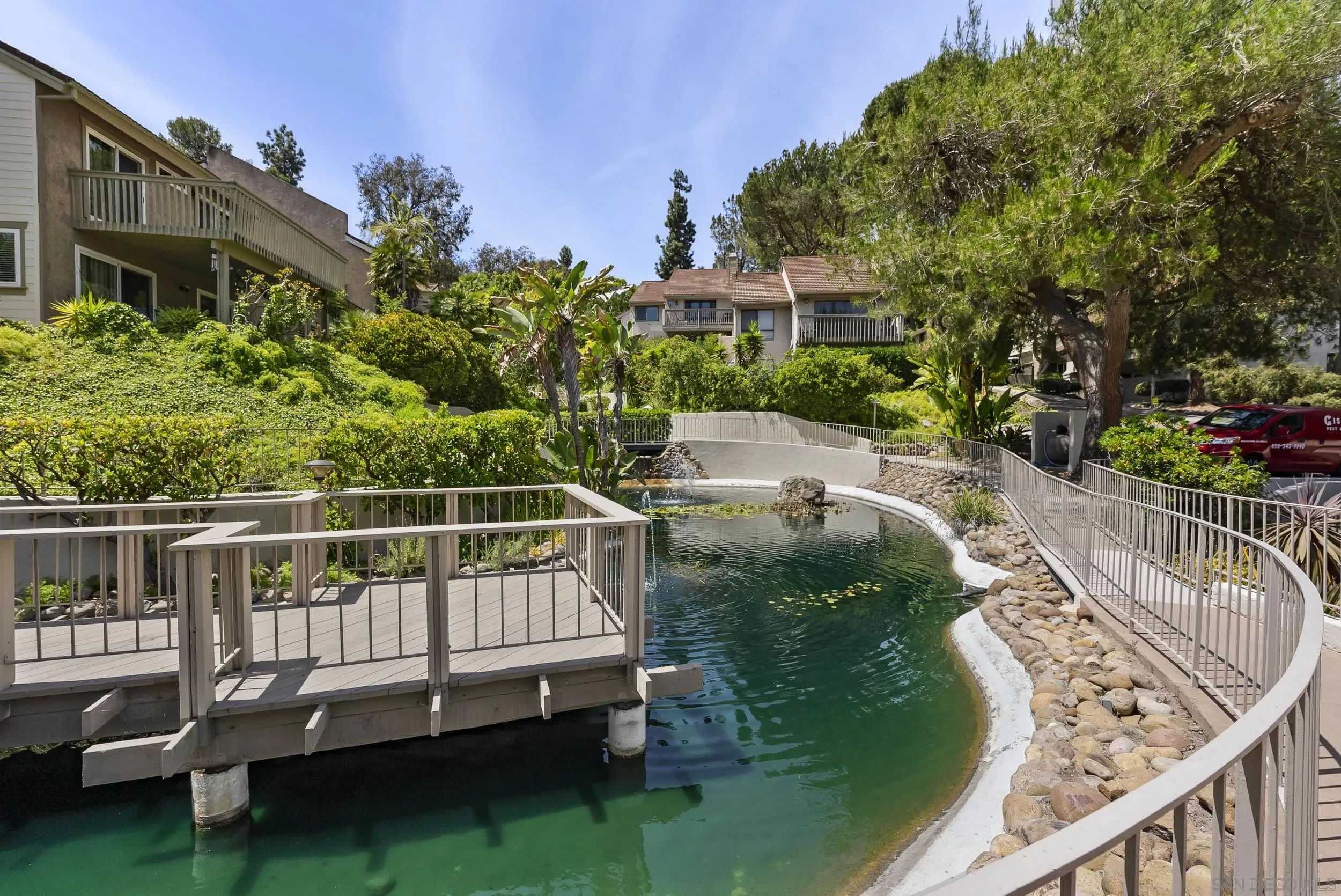 https://cdn.realtyfeed.com/cdn/127/260019287/d55fde4e364ba18cd29e418a272aea60.webp