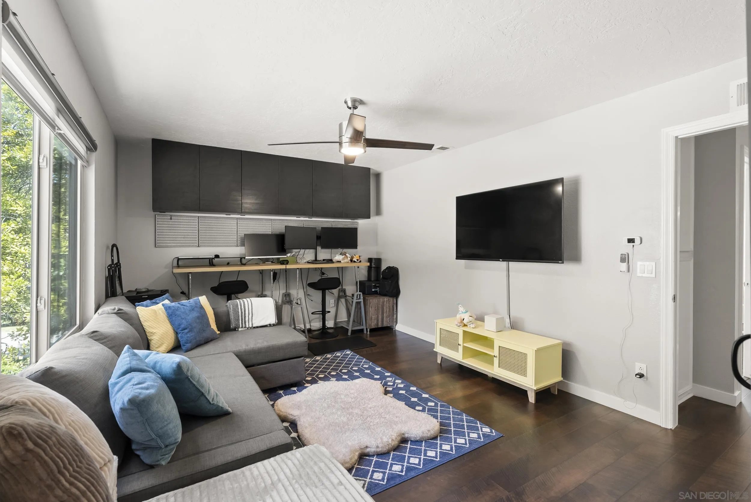 https://cdn.realtyfeed.com/cdn/127/260019287/efdb13b1763470087fd17972b31eaed5.webp