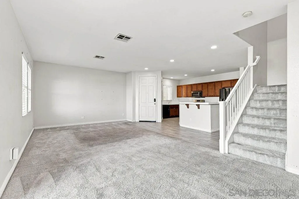 Photo #7: 260019289 Listing: Photo #7