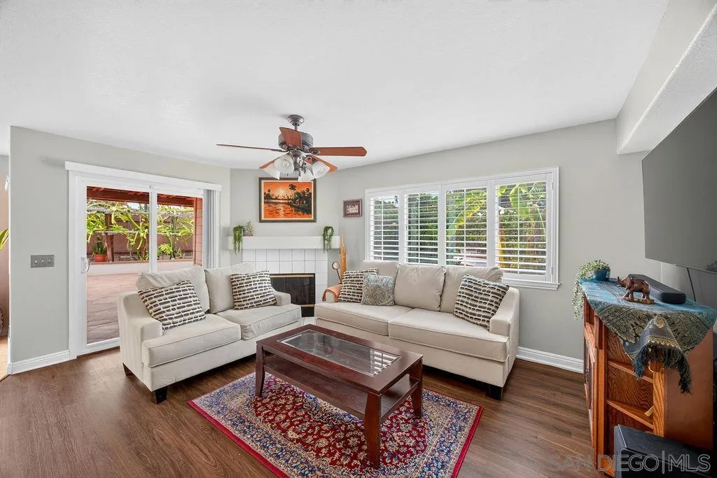 https://cdn.realtyfeed.com/cdn/127/260019291/8a96585a4e69bbda0ed3727428d9ef44.webp