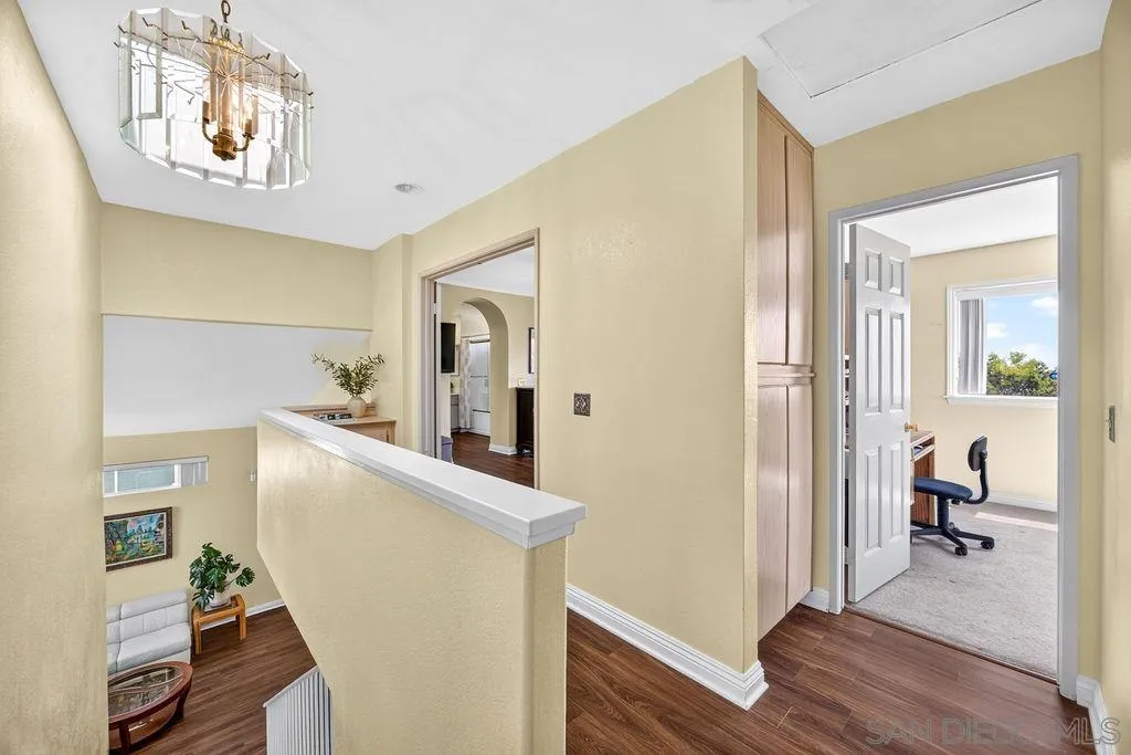 https://cdn.realtyfeed.com/cdn/127/260019291/8d2fc4f0f7b7e4299187451383f4c640.webp