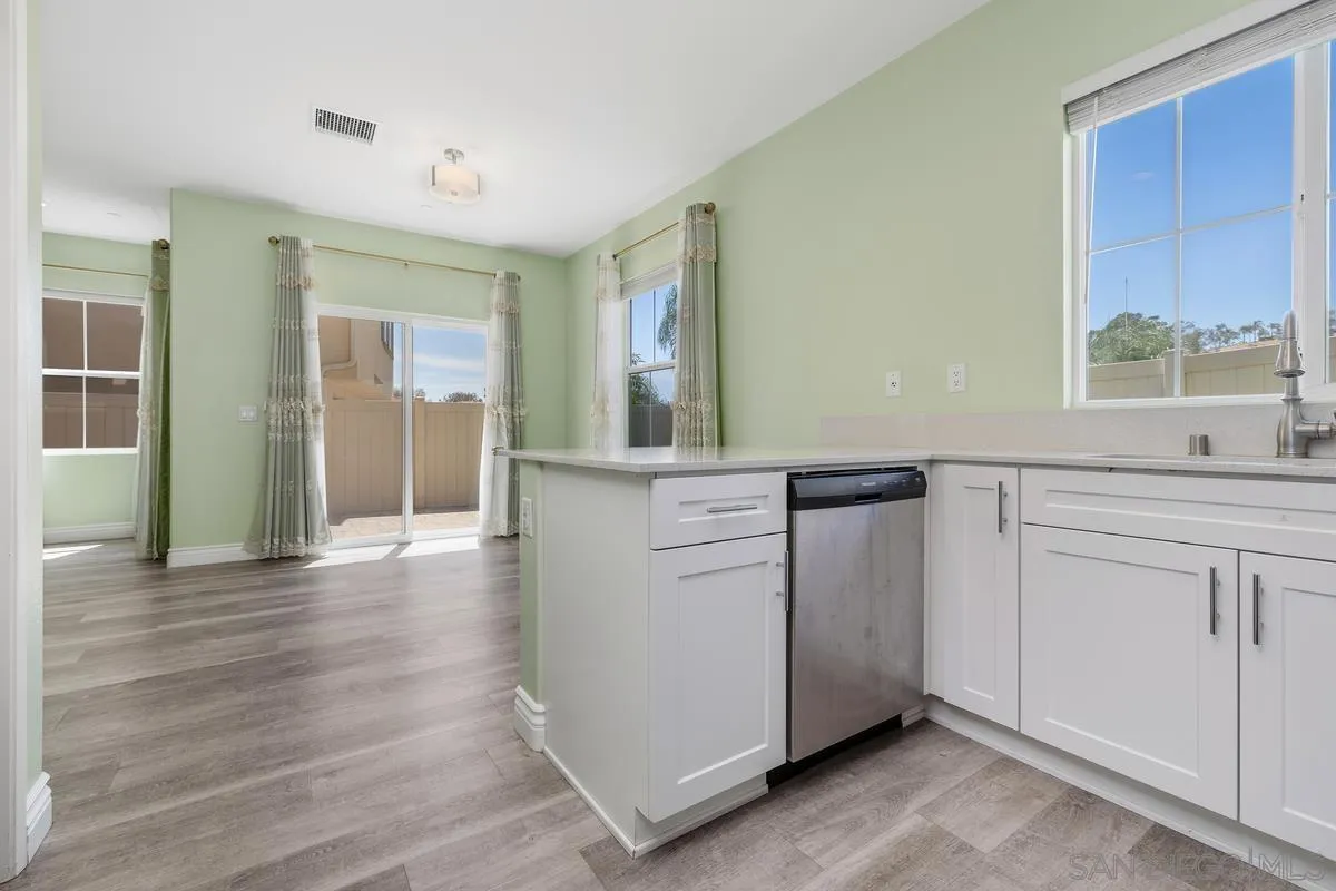 https://cdn.realtyfeed.com/cdn/127/260019292/2d91de8725b44eeb0671ca4f32ca190d.webp