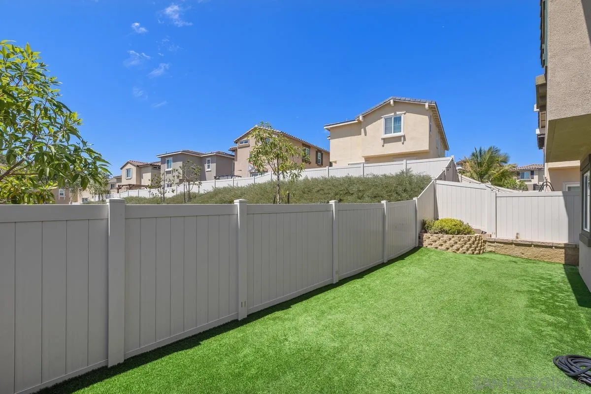 https://cdn.realtyfeed.com/cdn/127/260019292/6e1f09fa575f2e808bc53afb02fcfe17.webp