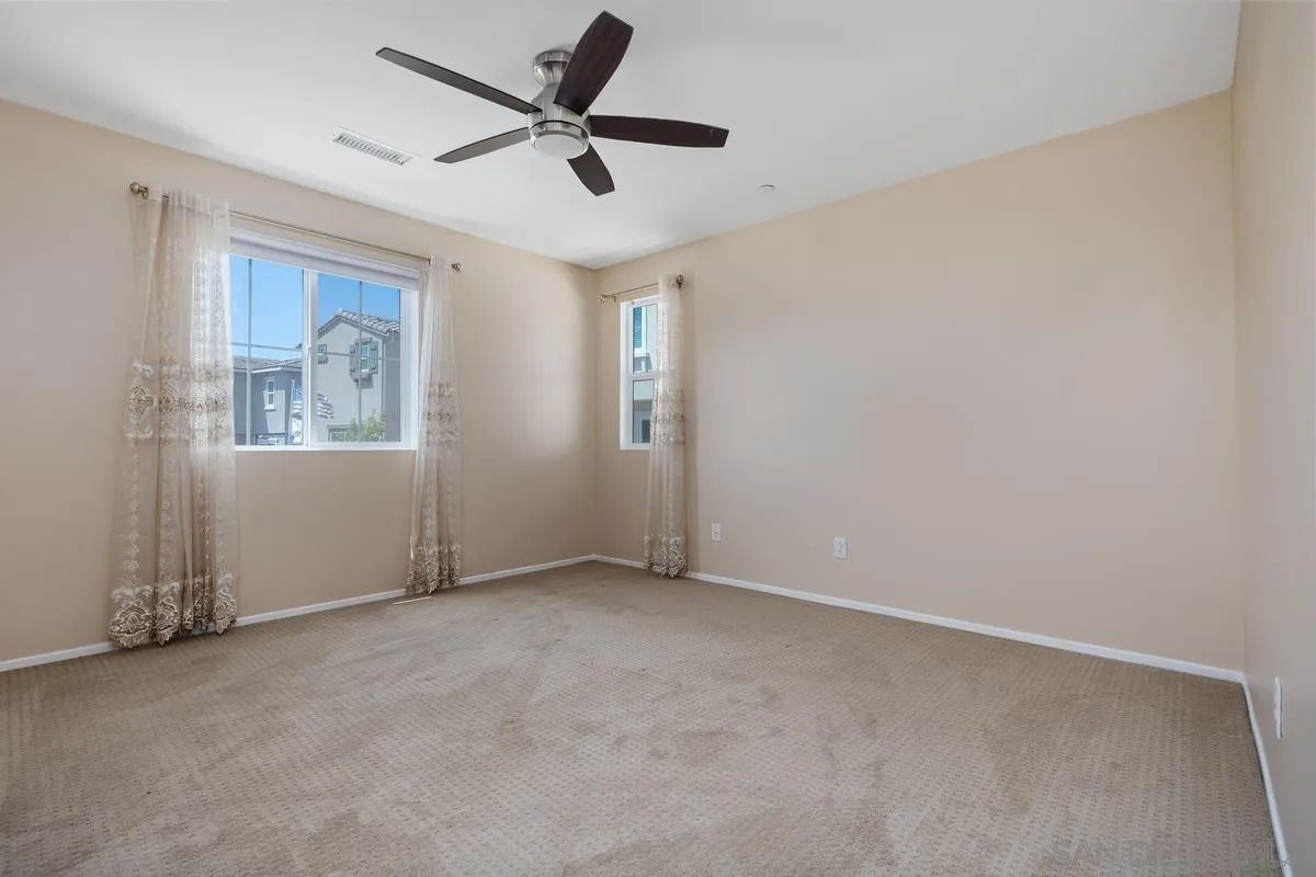 https://cdn.realtyfeed.com/cdn/127/260019292/beecad38943e1c64034a56e6a2d8ac32.webp