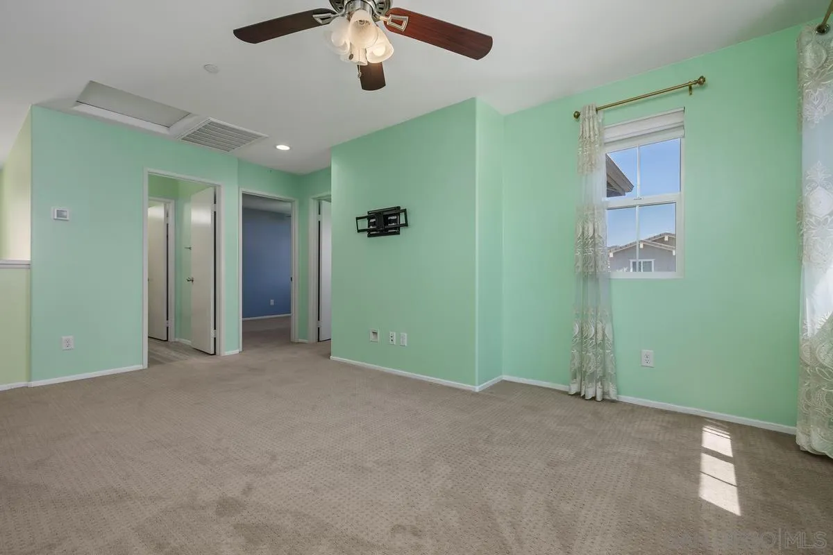 https://cdn.realtyfeed.com/cdn/127/260019292/d2ab5afd99c809fa3528259611ce1153.webp