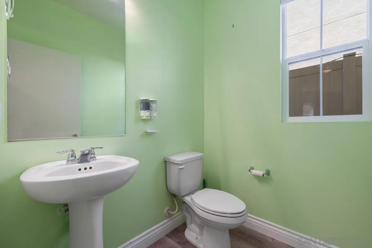 https://cdn.realtyfeed.com/cdn/127/260019292/f83220c6f163c763bcec6e576ebea01c.webp