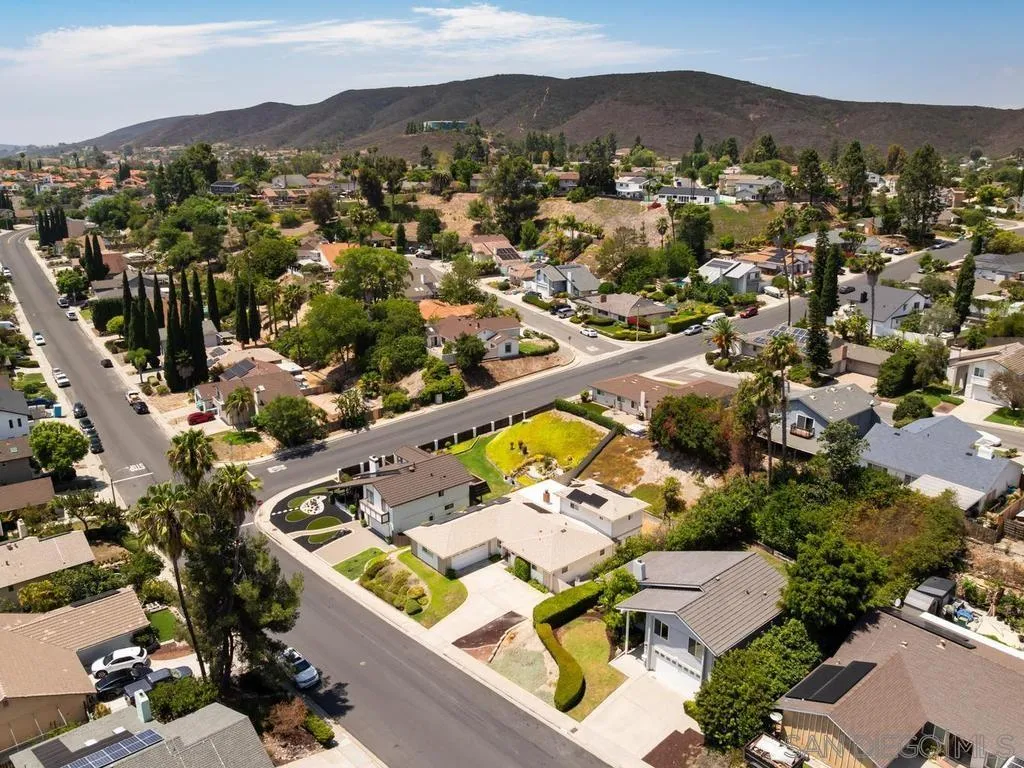 https://cdn.realtyfeed.com/cdn/127/260019293/04a5832e651f9e8671fafe919ed66665.webp