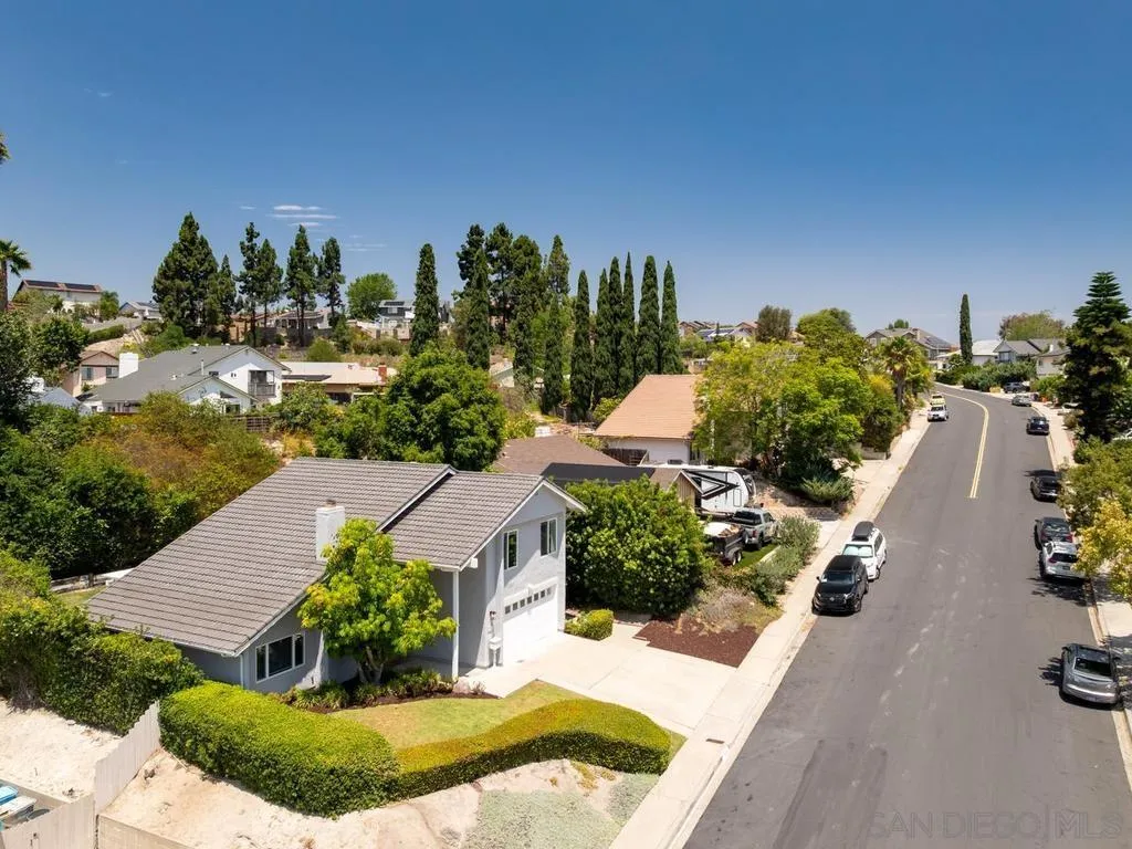 https://cdn.realtyfeed.com/cdn/127/260019293/2bb9d3003789547396073957f8889eec.webp