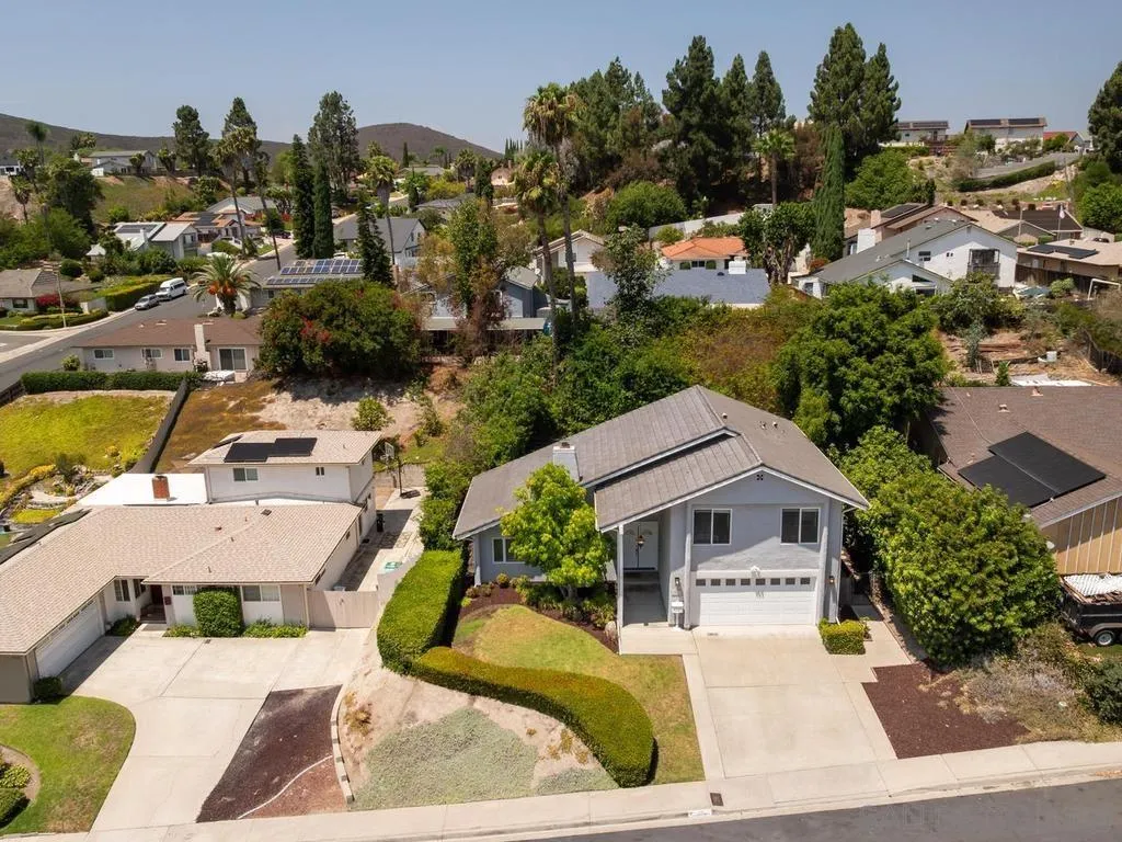 https://cdn.realtyfeed.com/cdn/127/260019293/30e834d6029f9bcc9b366ecd3f2ed454.webp