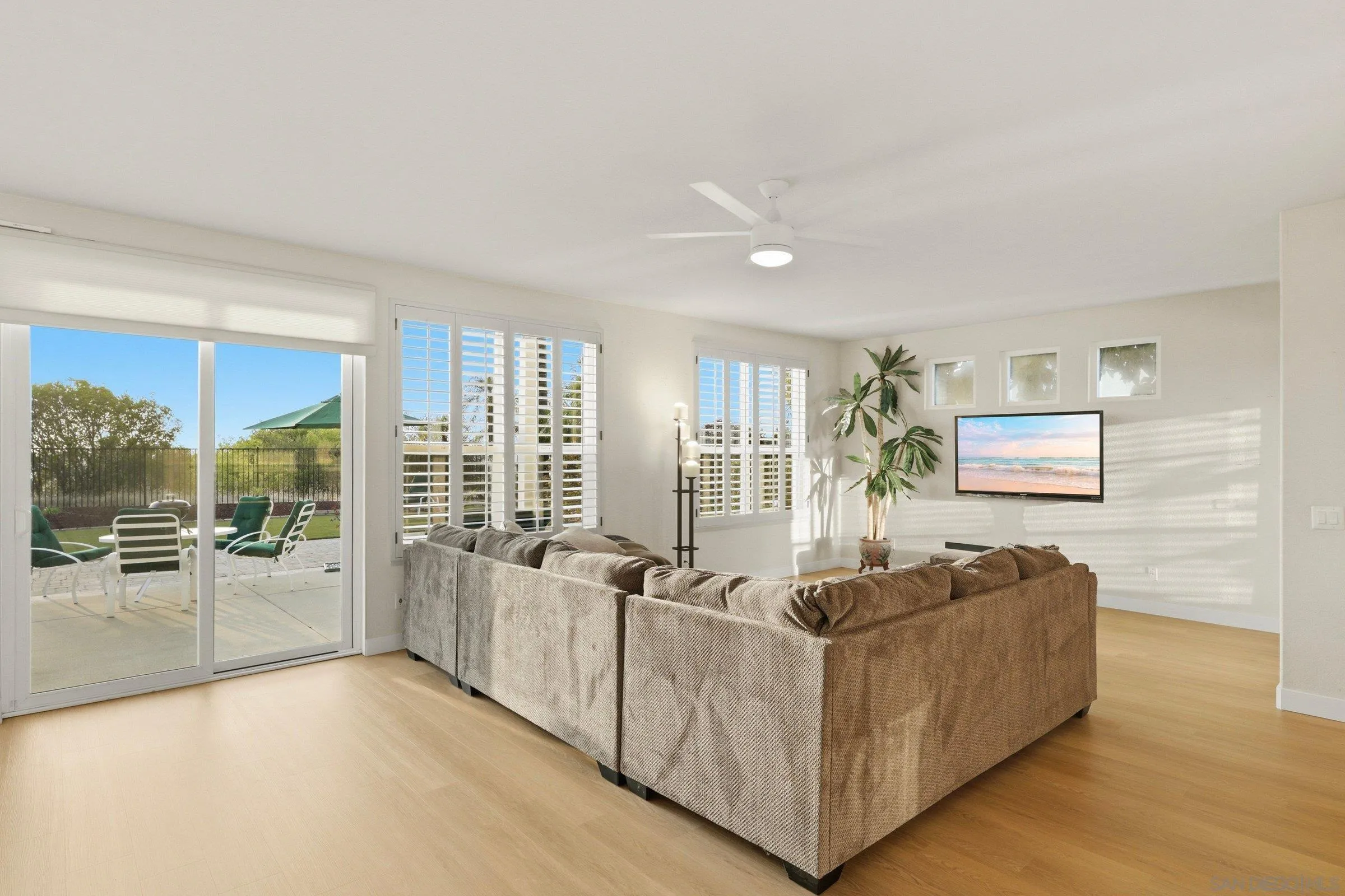 https://cdn.realtyfeed.com/cdn/127/260019294/a5b329f7aa0743d13c96afdfe255fbdc.webp