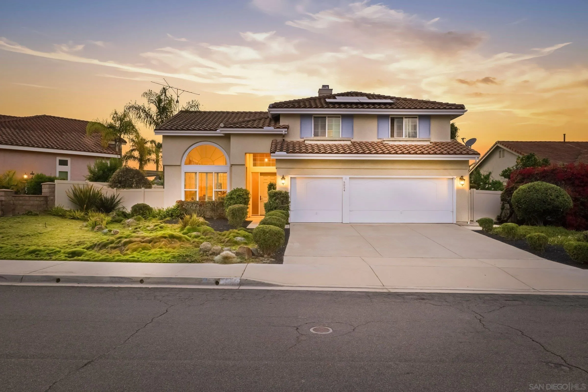 https://cdn.realtyfeed.com/cdn/127/260019294/caa7de2939a56df5ed3cf60dd96673b4.webp