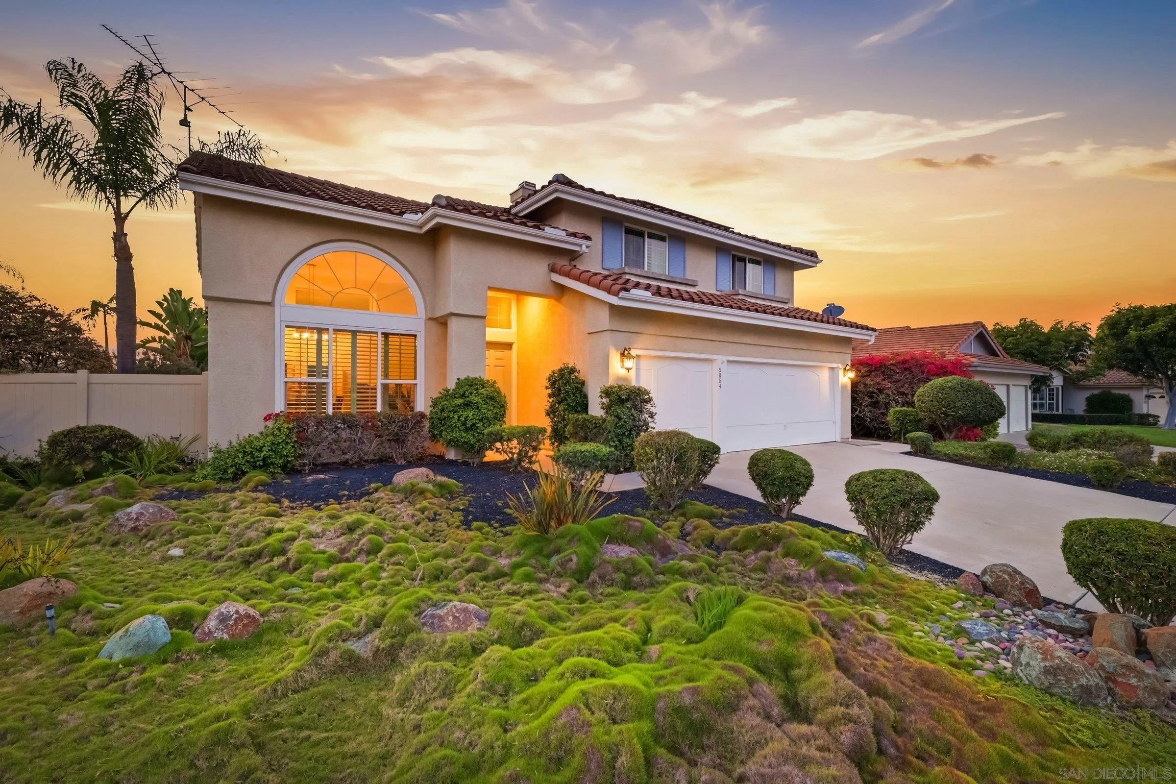 https://cdn.realtyfeed.com/cdn/127/260019294/d2b9937021a43116d3bb3b224efc35e6.webp