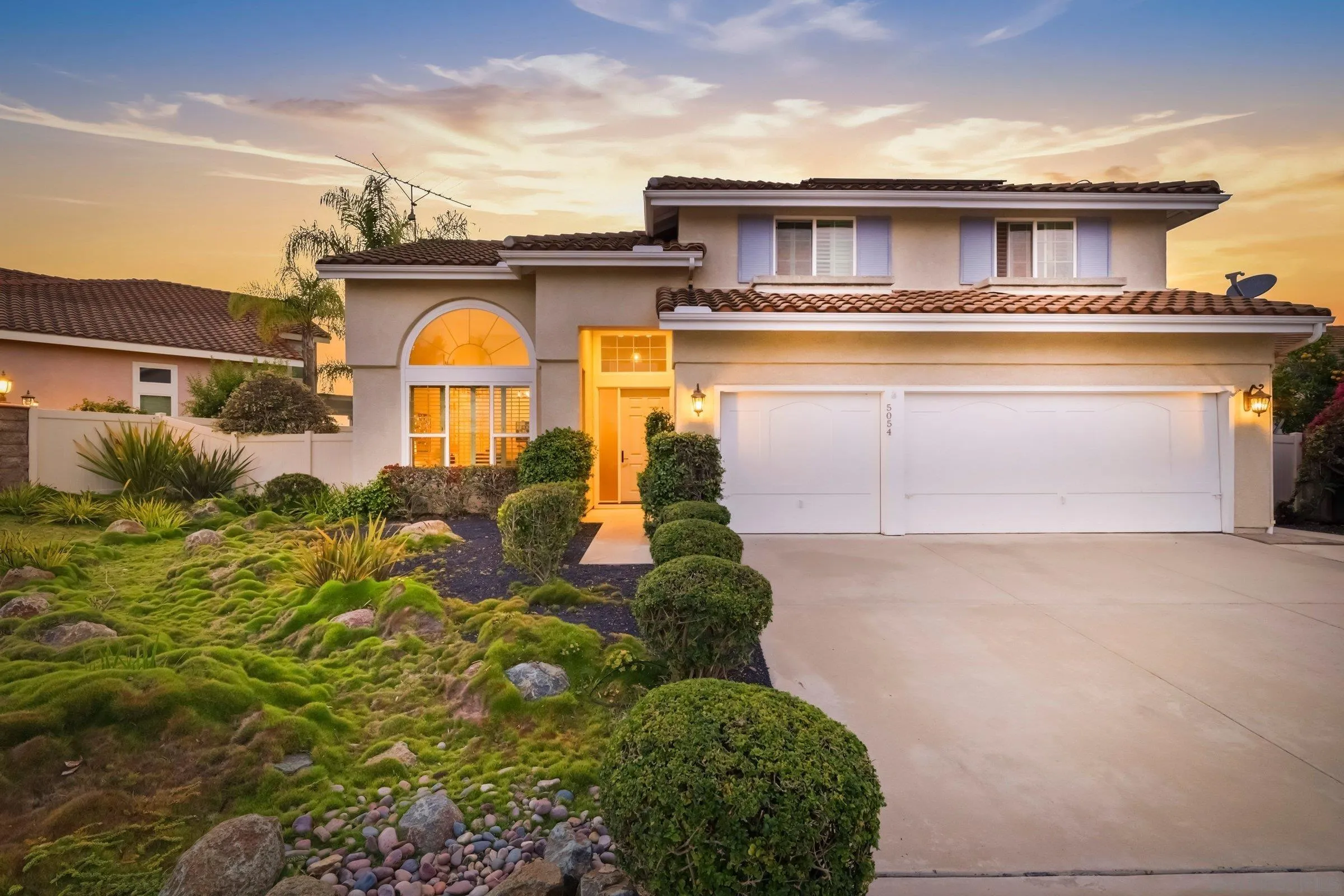 https://cdn.realtyfeed.com/cdn/127/260019294/f25c9542860751ca3a86907bec645df8.webp