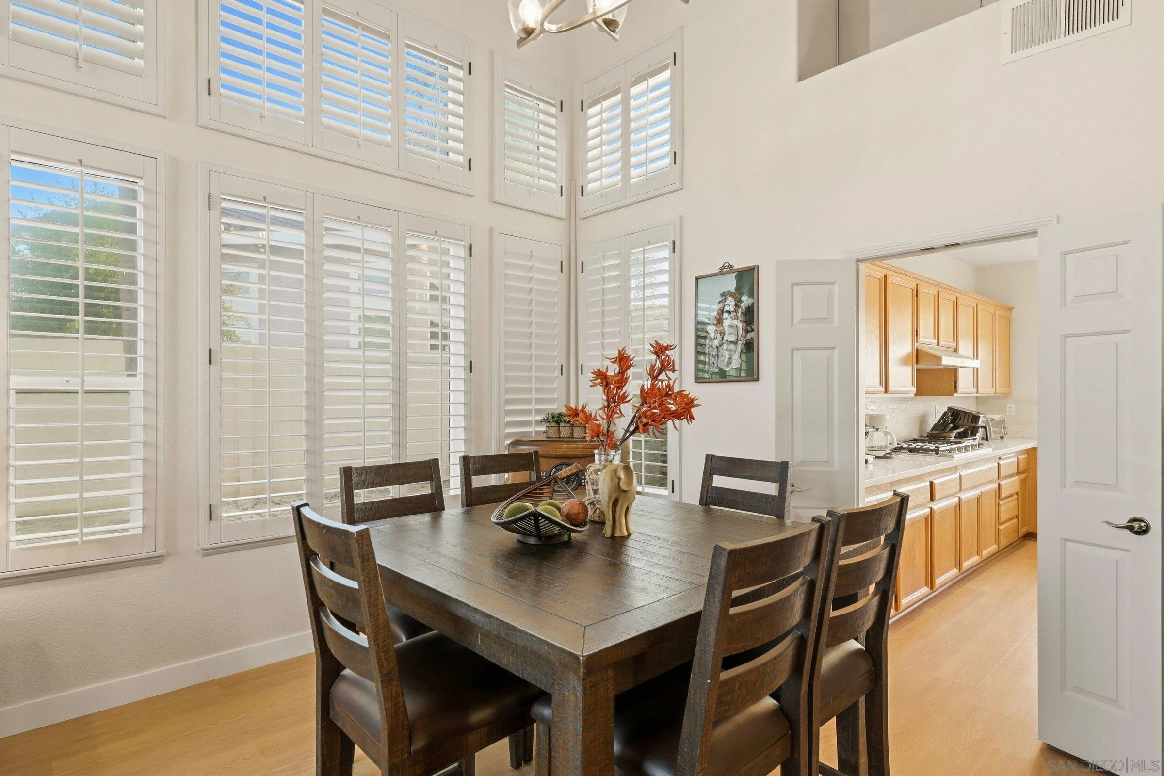https://cdn.realtyfeed.com/cdn/127/260019294/f63d17742c52e955dde0b69dda5b9183.webp