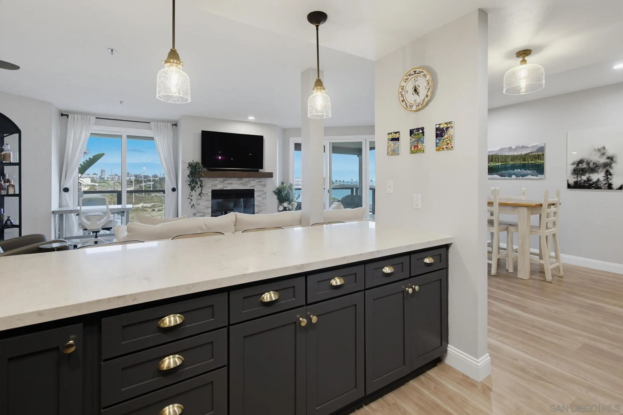 Photo #12: 260019295 Listing: Photo #12