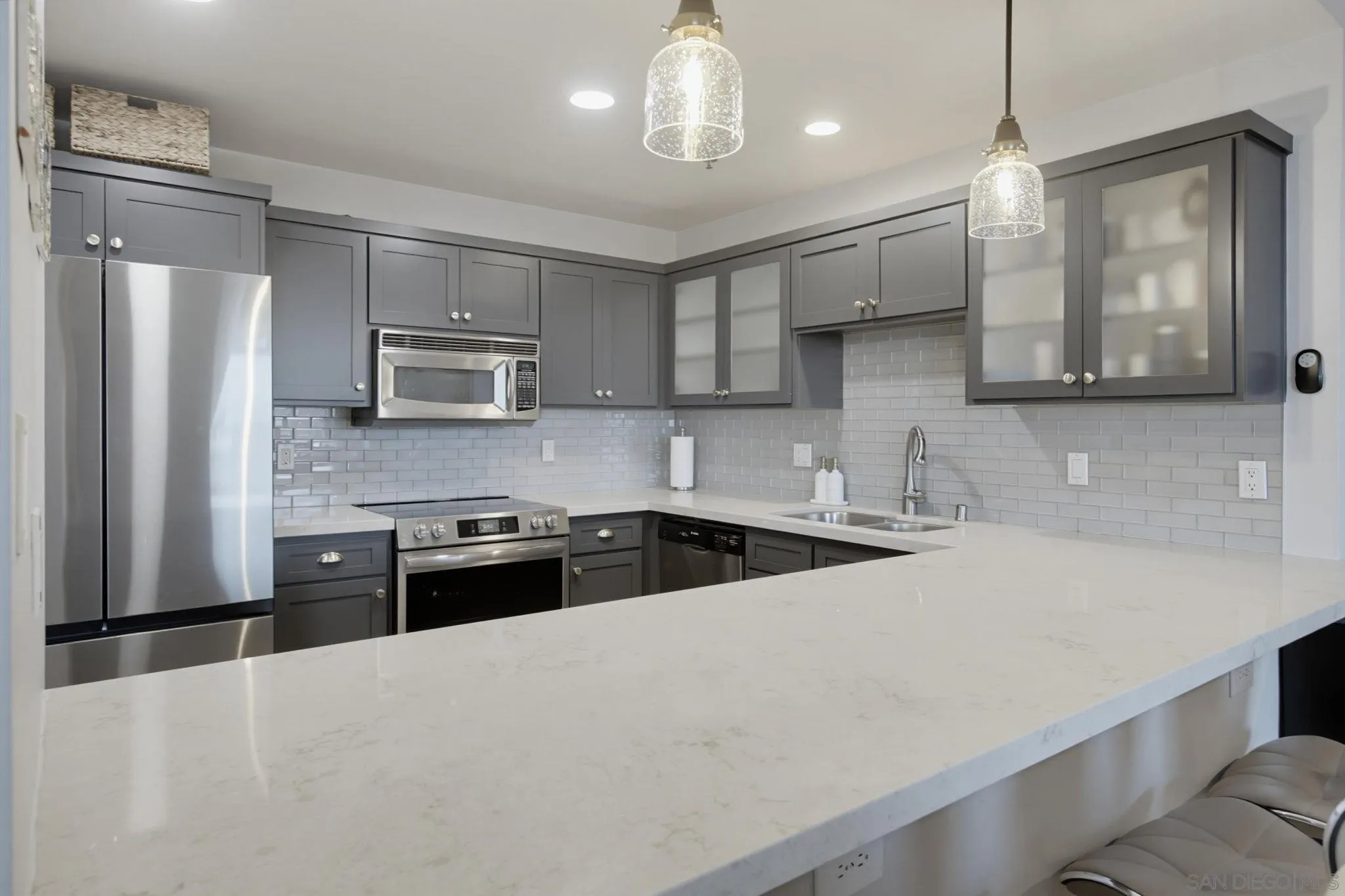 Photo #10: 260019295 Listing: Photo #10