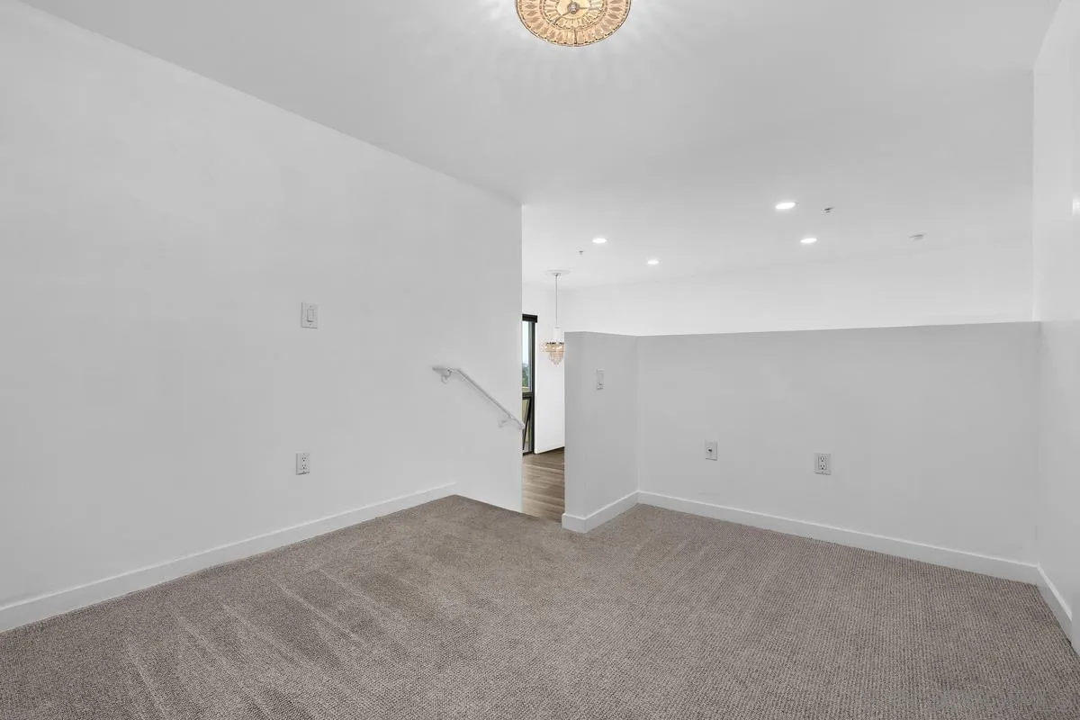 Photo #19: 260019296 Listing: Photo #19