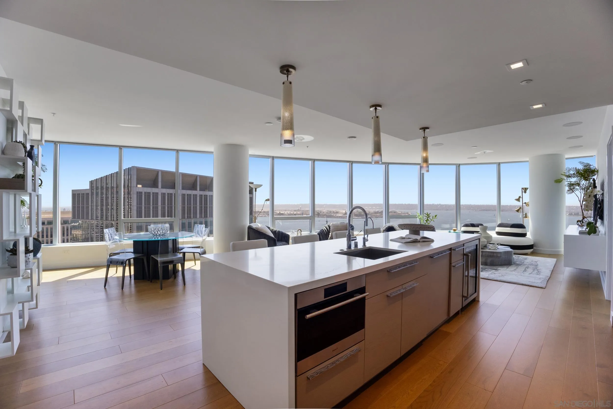 Photo #9: 260019298 Listing: Photo #9